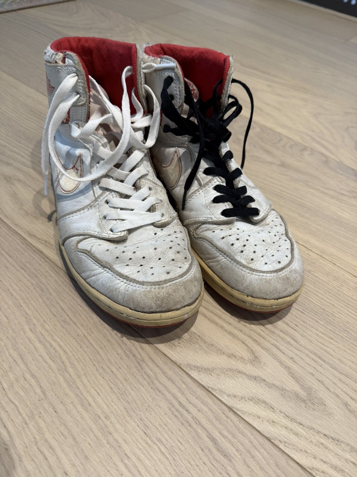 Jordan Brand Jordan 1 1985 Red Metallic Size US 10.5 / EU 43-44 - 6 Thumbnail