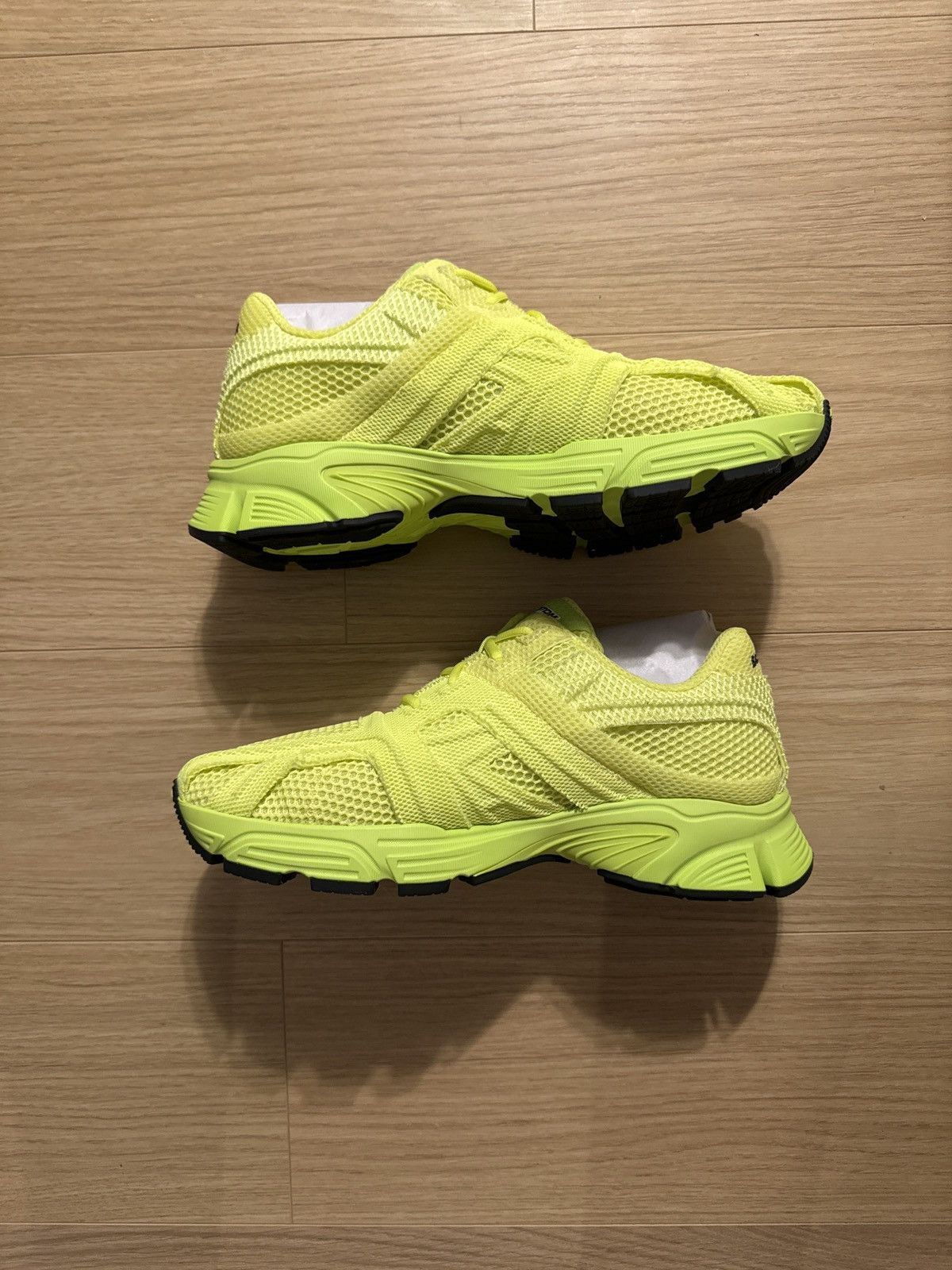 Balenciaga Balenciaga Phantom Sneaker - Lime Size US 10 / EU 43 - 2 Thumbnail