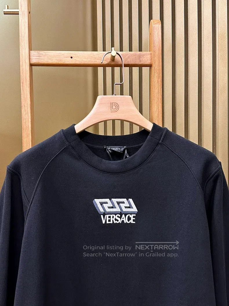 Versace Versace Men's black casual crew neck sweatshirt Size US L / EU 52-54 / 3 - 3 Thumbnail
