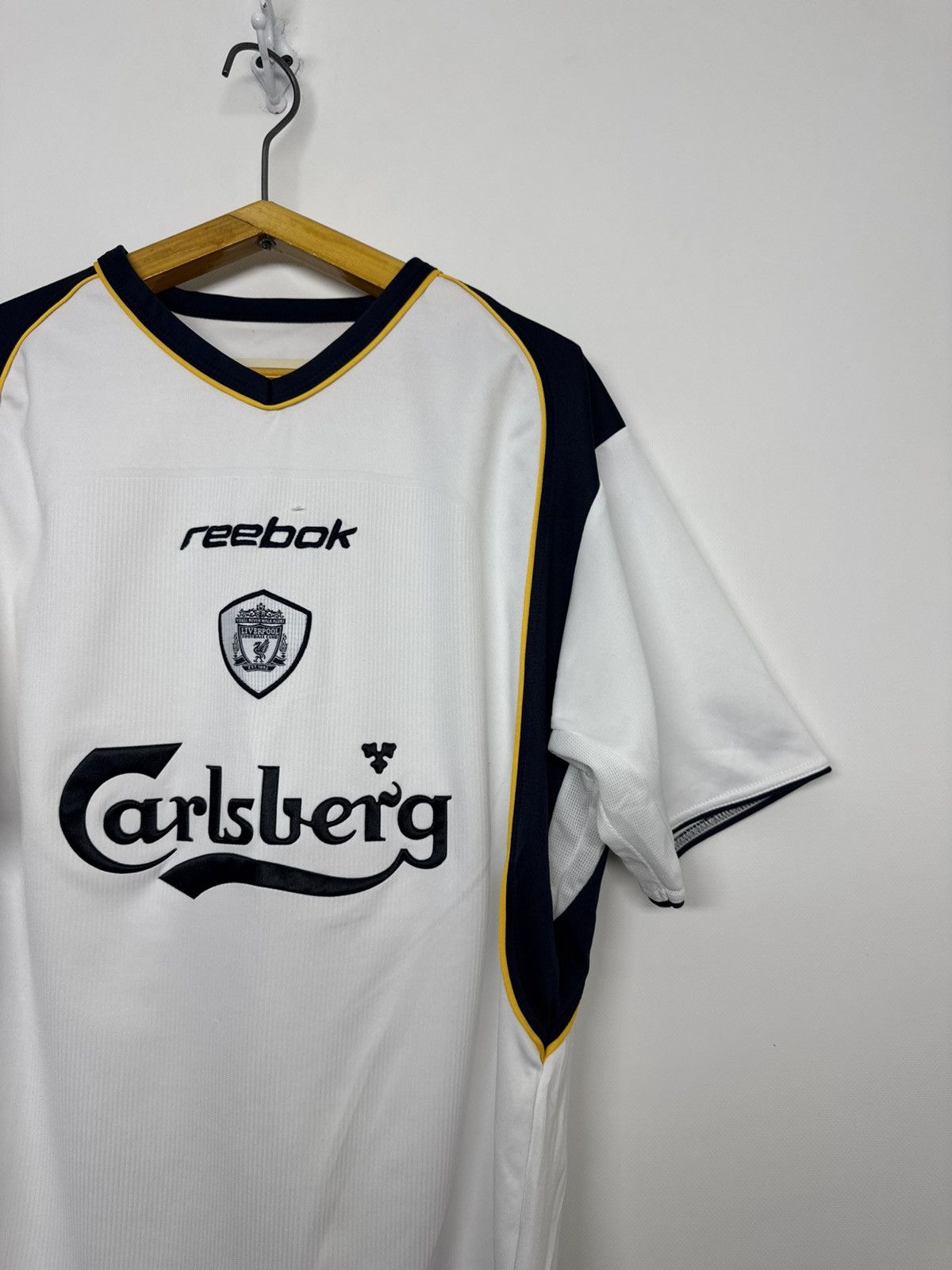 Reebok Vintage Liverpool Away football shirt 2001 Reebok Jersey Size US M / EU 48-50 / 2 - 5 Thumbnail