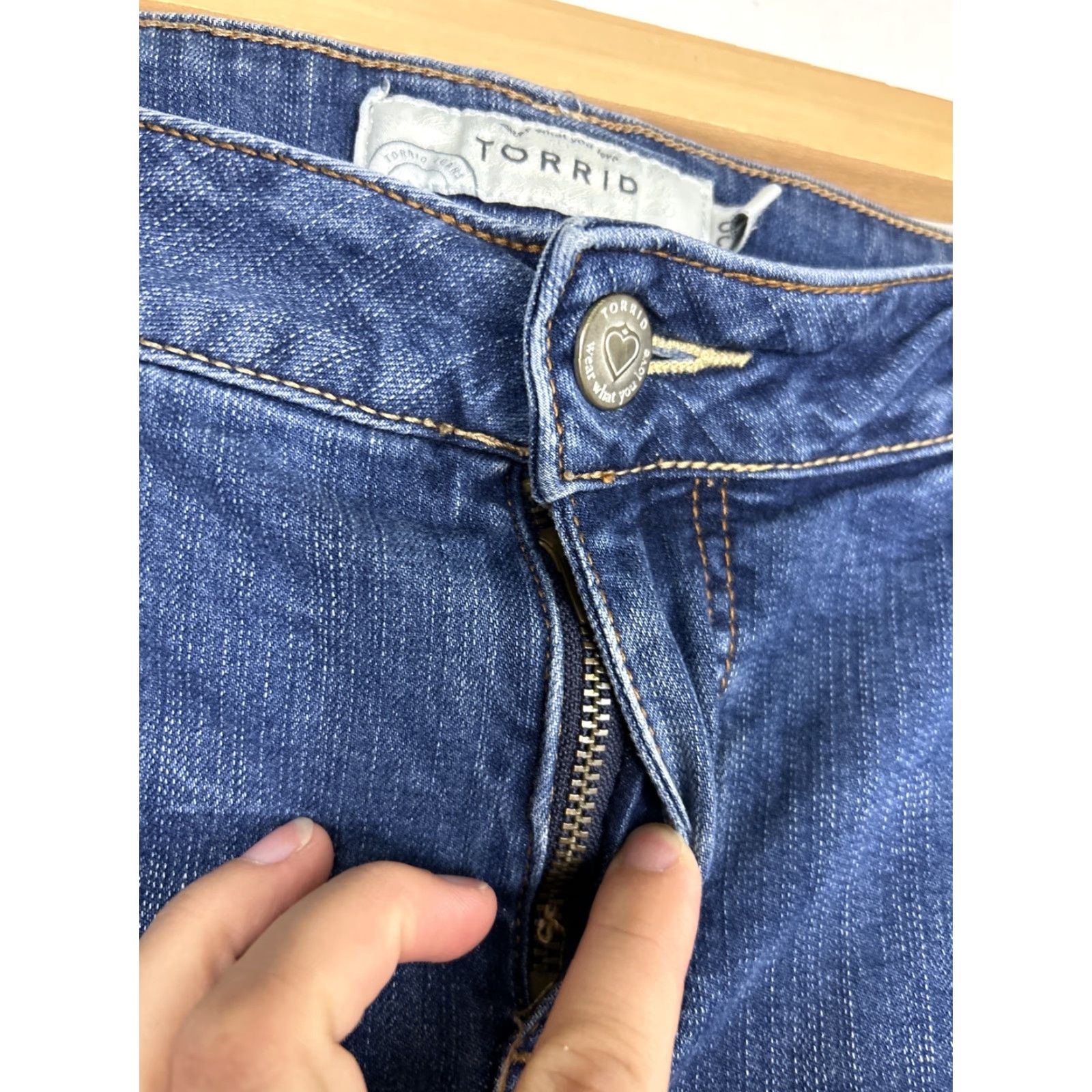 Torrid Torrid Jeans Women Distressed 5-Pocket Denim High Rise Stretch Blue 31 Inseam 20 Size 42" / US 20 - 6 Thumbnail