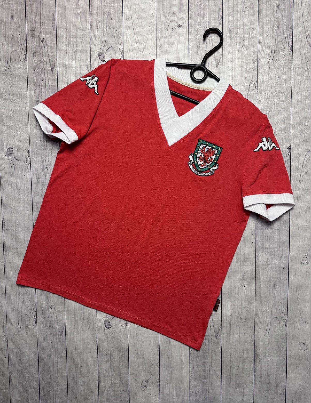 Vintage Wales soccer jersey kappa size L