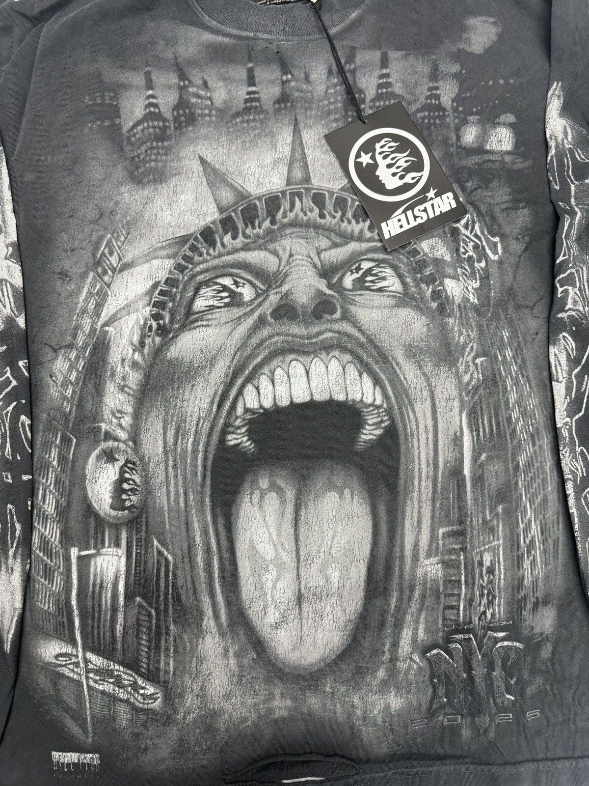 HELLSTAR Hellstar Liberty Long Sleeve T-shirt Size US XL / EU 56 / 4 - 2 Thumbnail