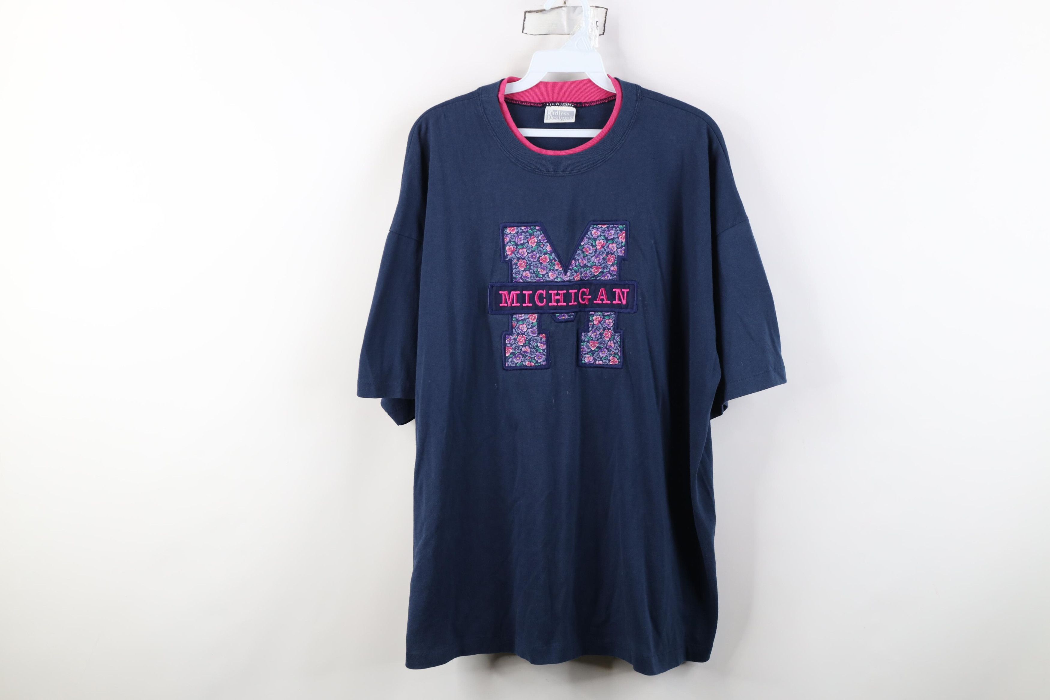 Vintage Vintage 90s Block Flower University of Michigan T-Shirt USA Size XXL / US 16-18 / IT 52-54 - 1 Thumbnail