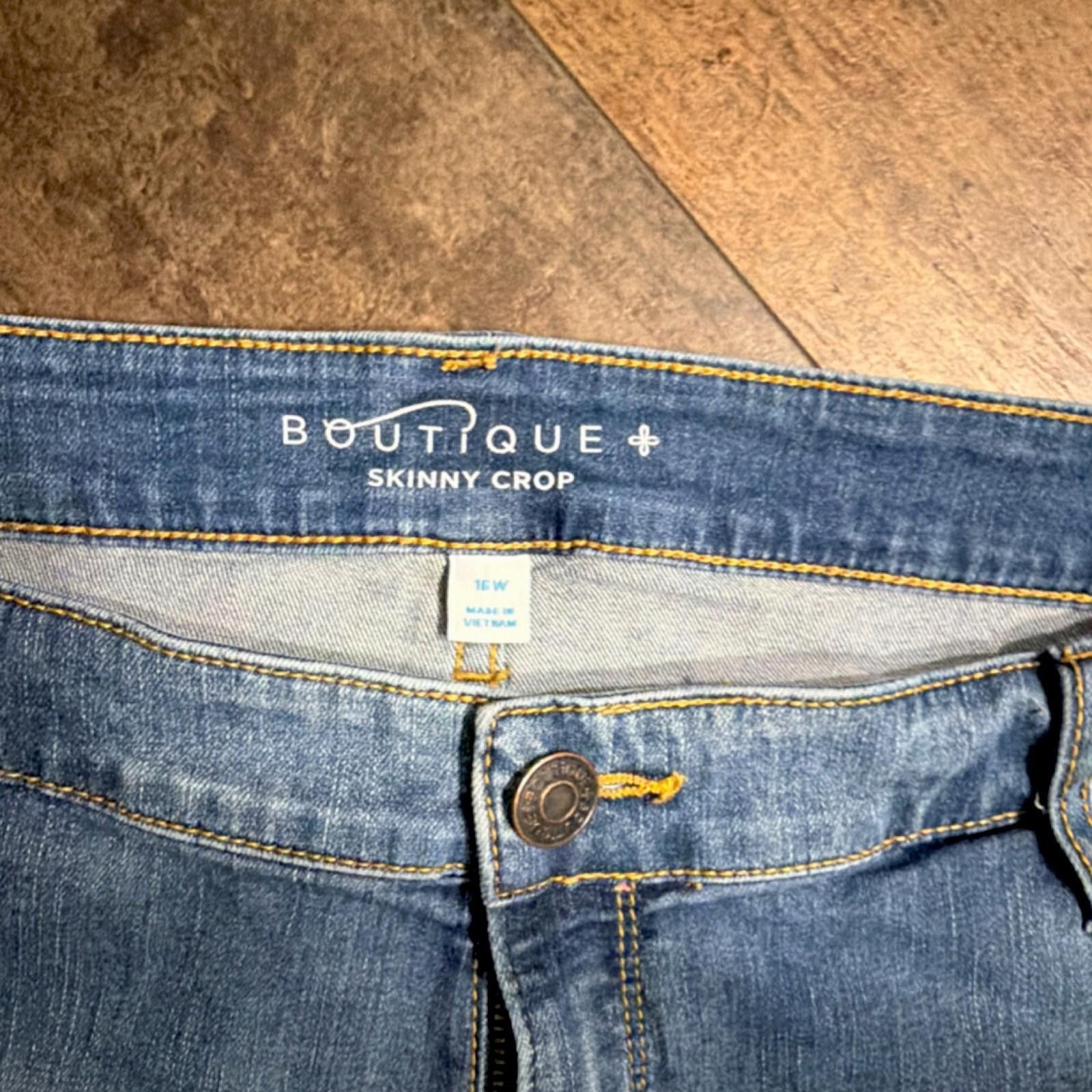 Other Boutique Skinny Crop Denim Stretch Jeans Distress 16W Junior Size 38" / US 16 / IT 52 - 2 Thumbnail