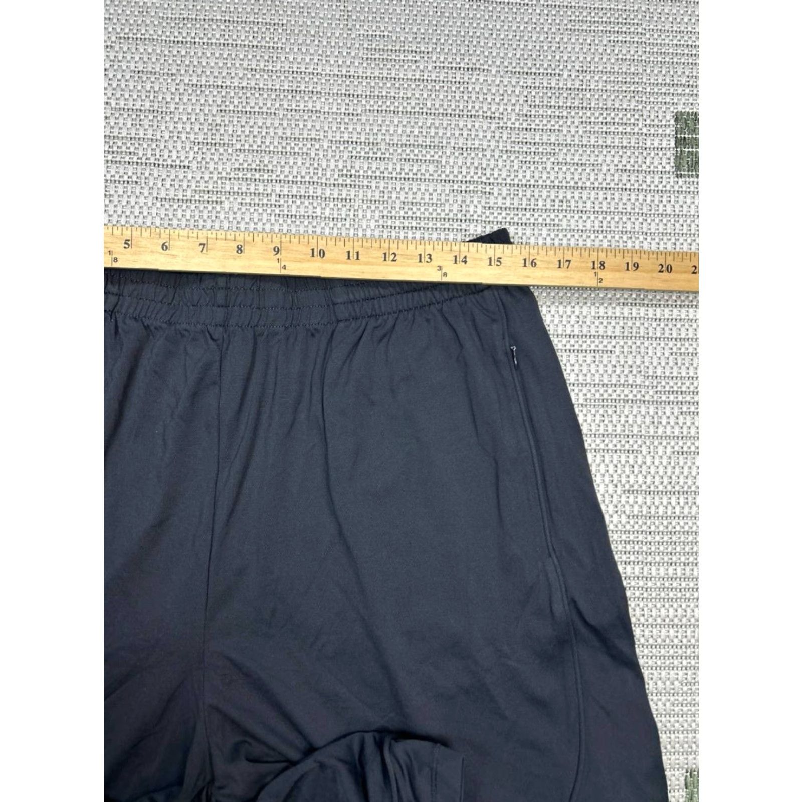 Nike Nike Shorts Womens Medium Black Drawstring Athleisure Relaxed 7 in Inseam City Sports Size 24" / US 00 / IT 34 - 7 Thumbnail