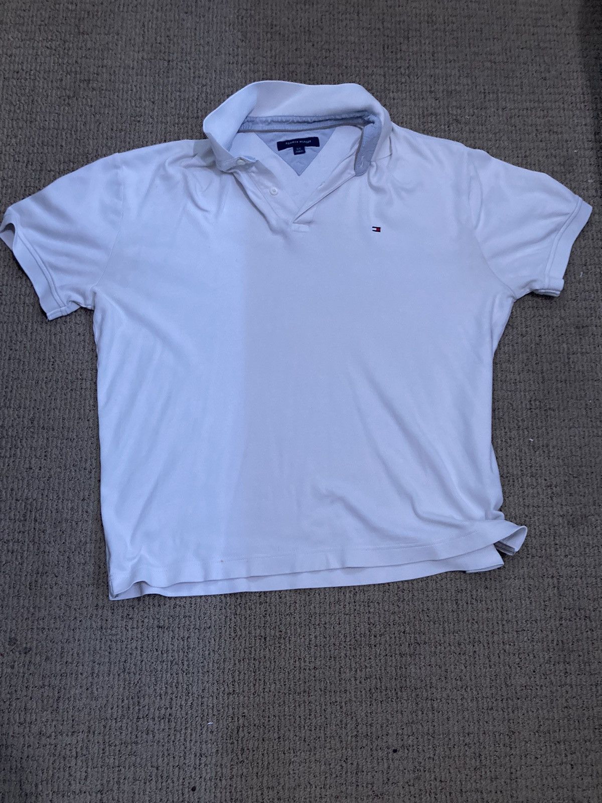 Tommy Hilfiger Tommy polo white shirt very gently used Size US L / EU 52-54 / 3 - 1 Thumbnail