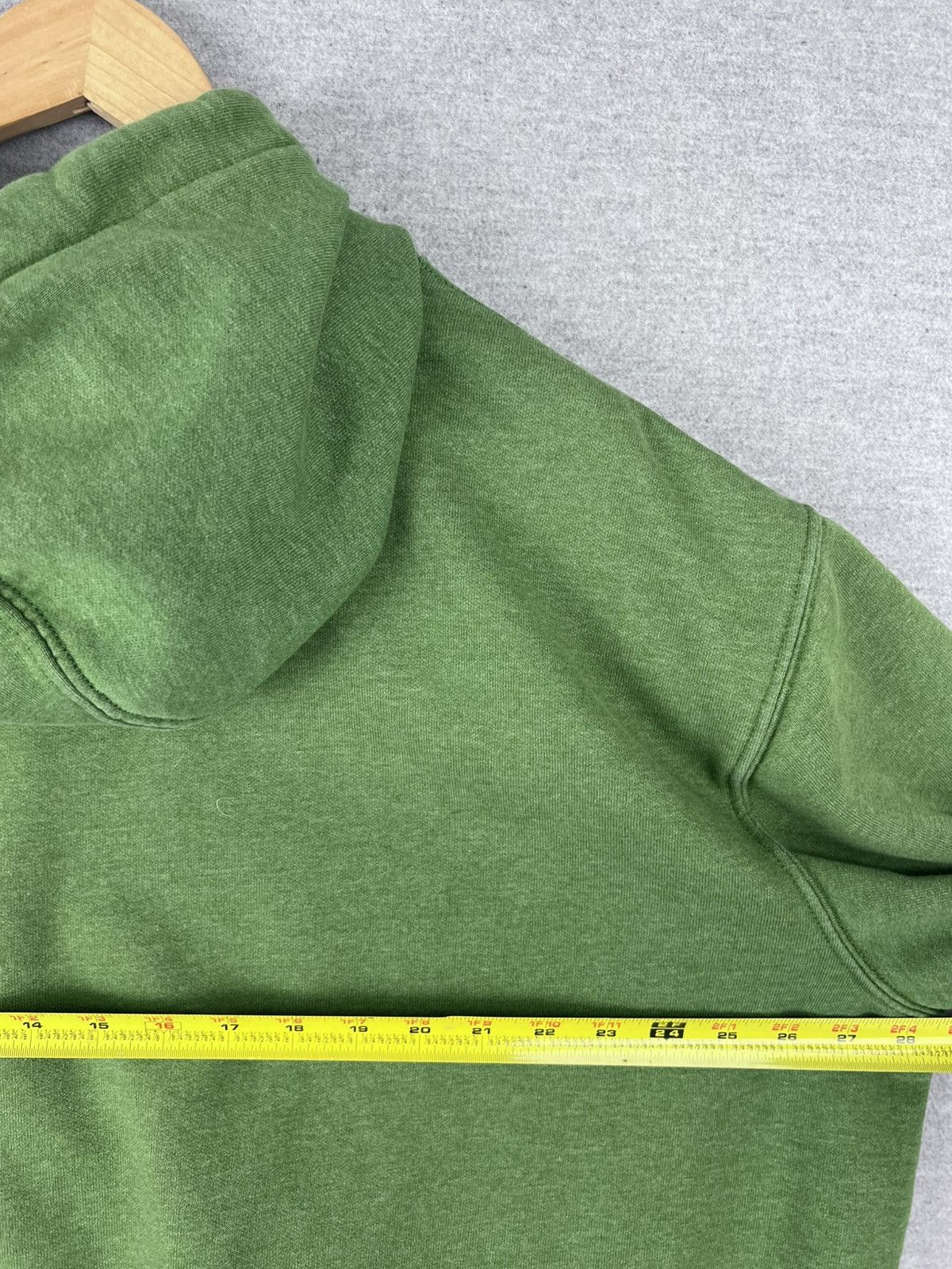Carhartt Carhartt K288-GD4 LOGO SLEEVE HOODED SWEATSHIRT size XL Size US XL / EU 56 / 4 - 7 Thumbnail