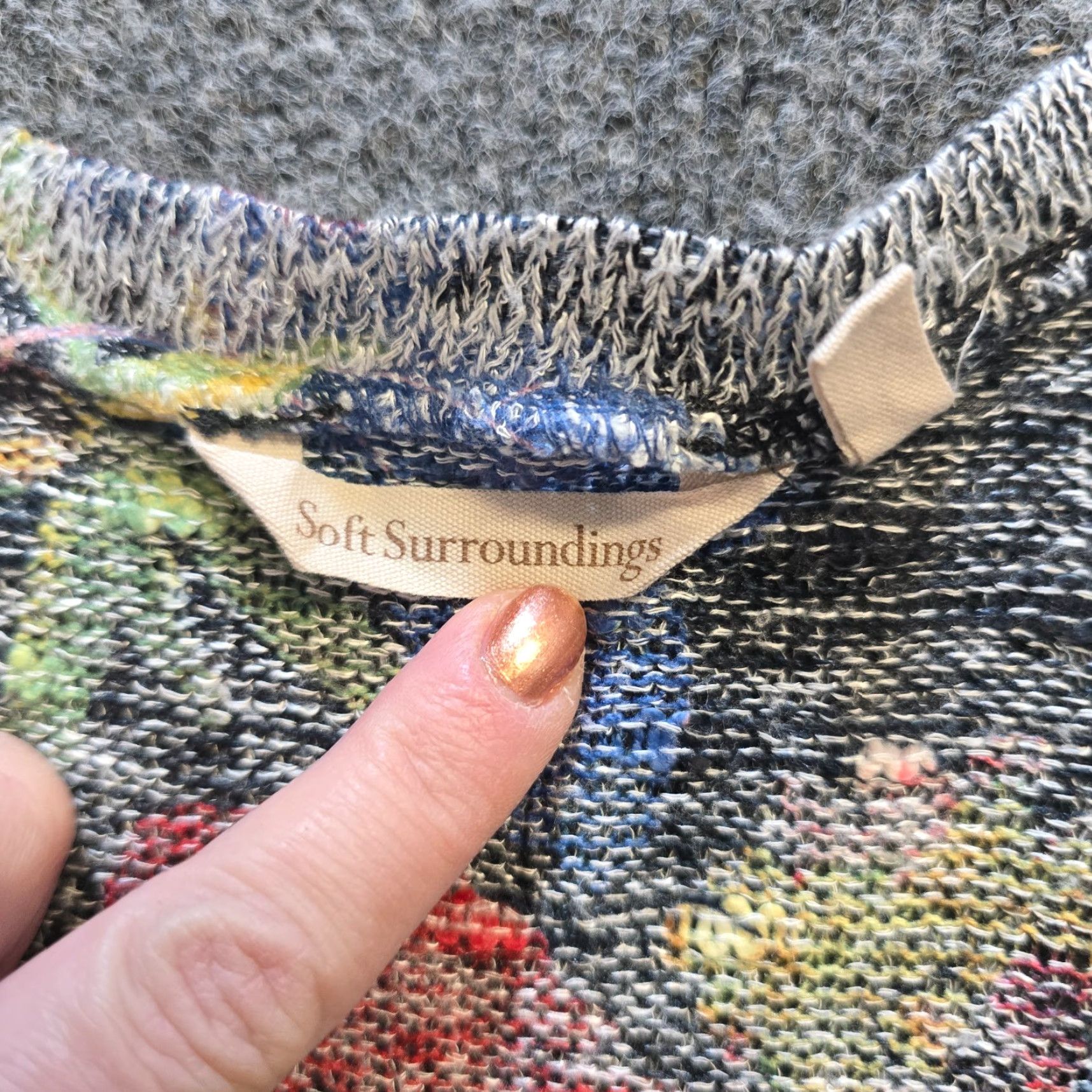 Soft Surroundings Soft Surroundings Sweater Womens Size Small Gray Floral Colorful Pullover Casual Size S / US 4 / IT 40 - 4 Thumbnail