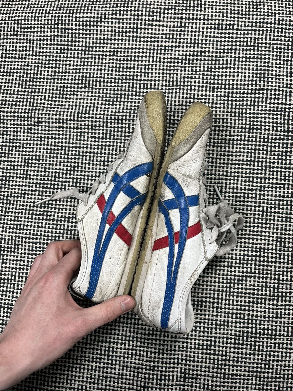 Onitsuka Tiger × Vintage Onitsuka Tiger beater pair sneaker y2k vintage Japanese Size US 4.5 / IT 34.5 - 6 Thumbnail