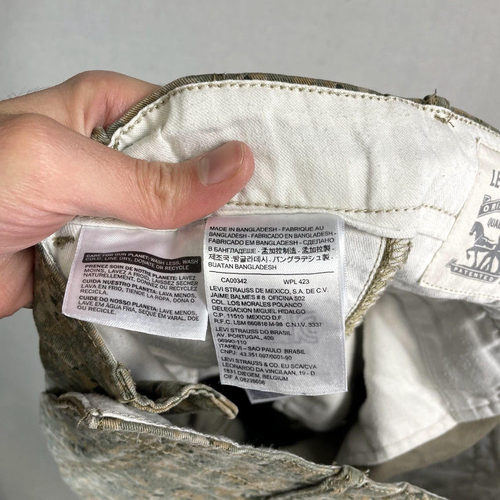 Levi's Levis Jeans Camo Cargo Pants White Tab 32x29 Levis Jeans Men 32 Inseam 29 Regular Straight Size US 32 / EU 48 - 7 Thumbnail