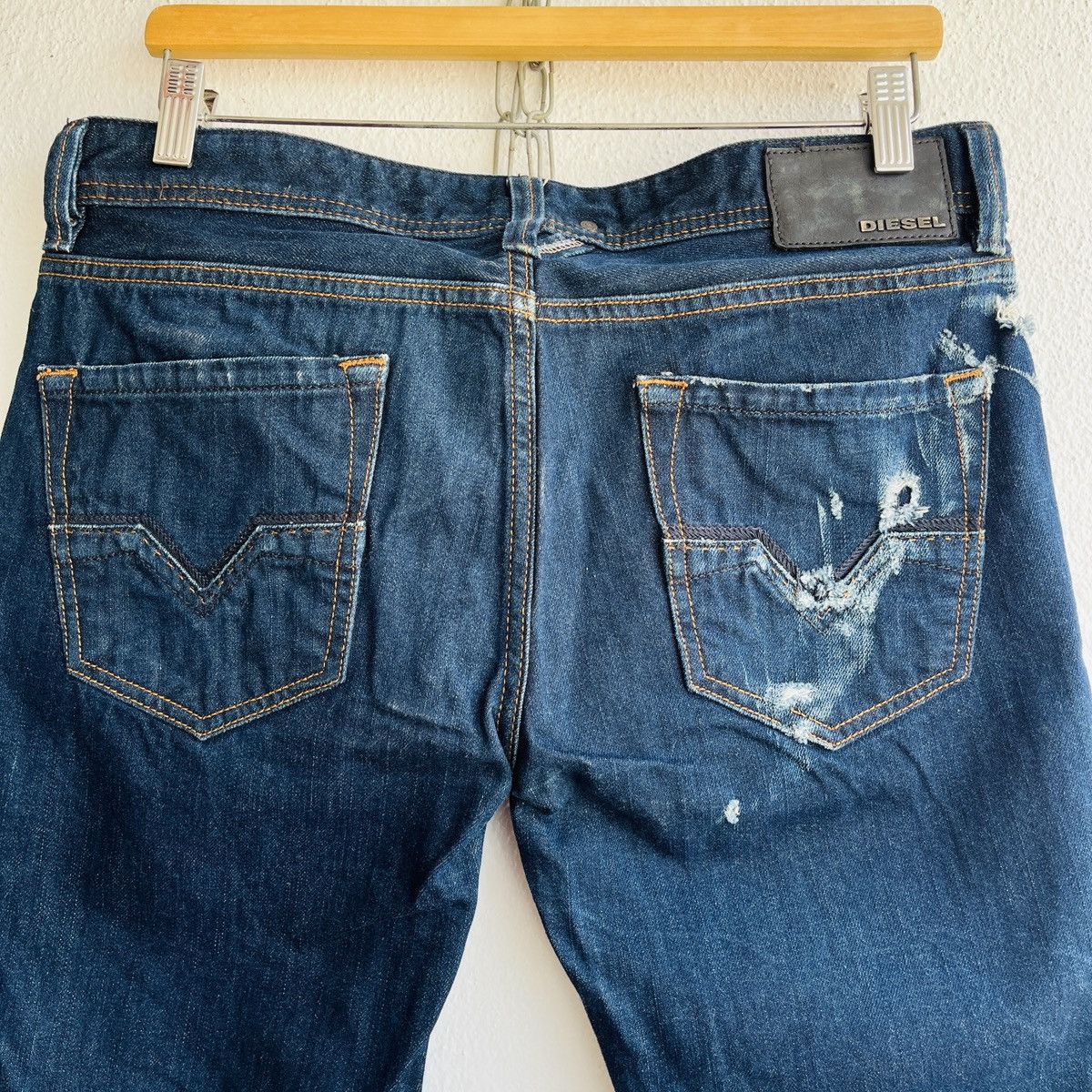 Diesel Distressed Pocket DIESEL Larkee Regular Cut Hard Jeans Size US 30 / EU 46 - 24 Thumbnail