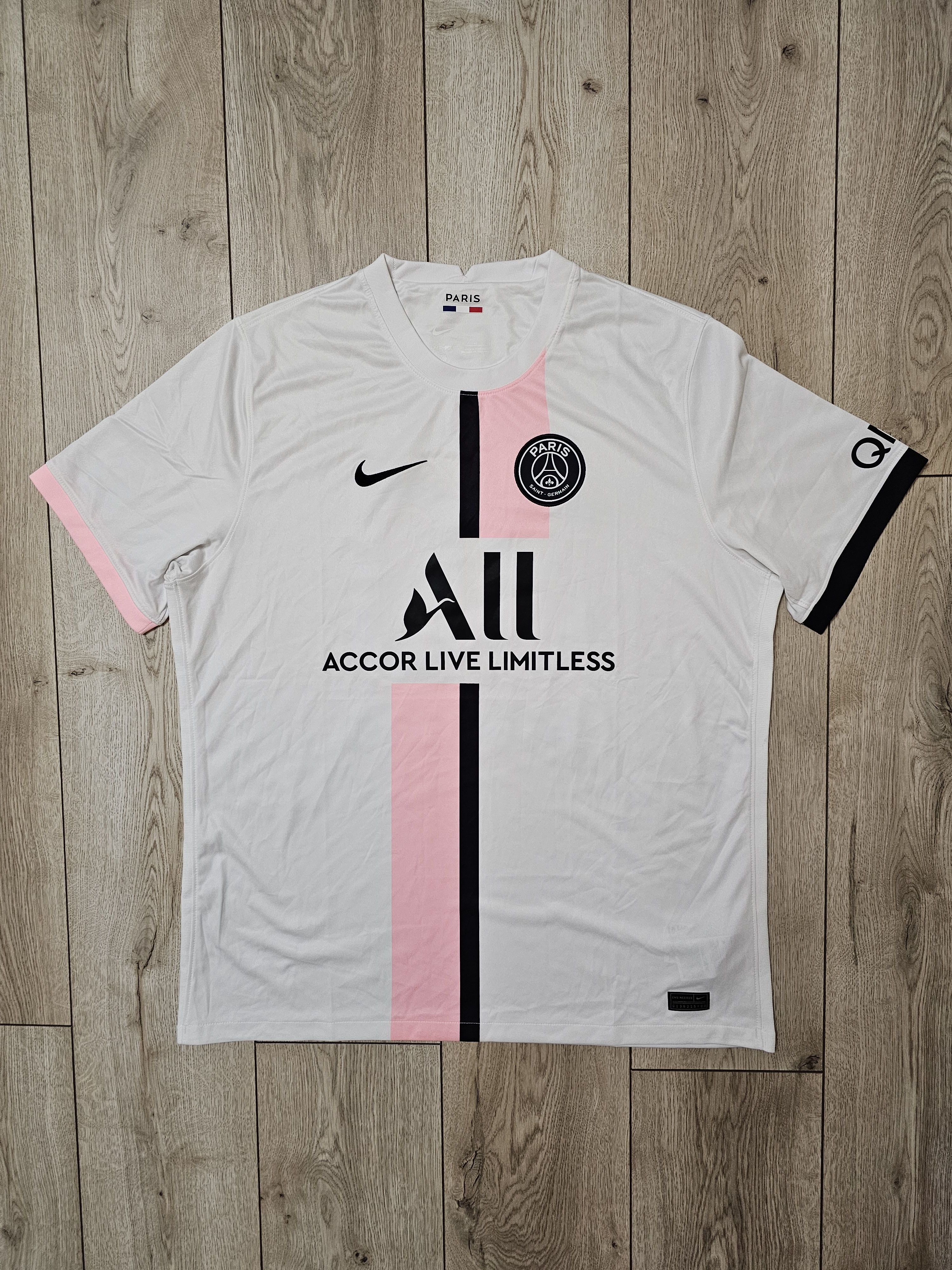 Nike PSG PARIS SAINT-GERMAIN MESSI AWAY FOOTBALL SOCCER JERSEY Size US XL / EU 56 / 4 - 2 Thumbnail