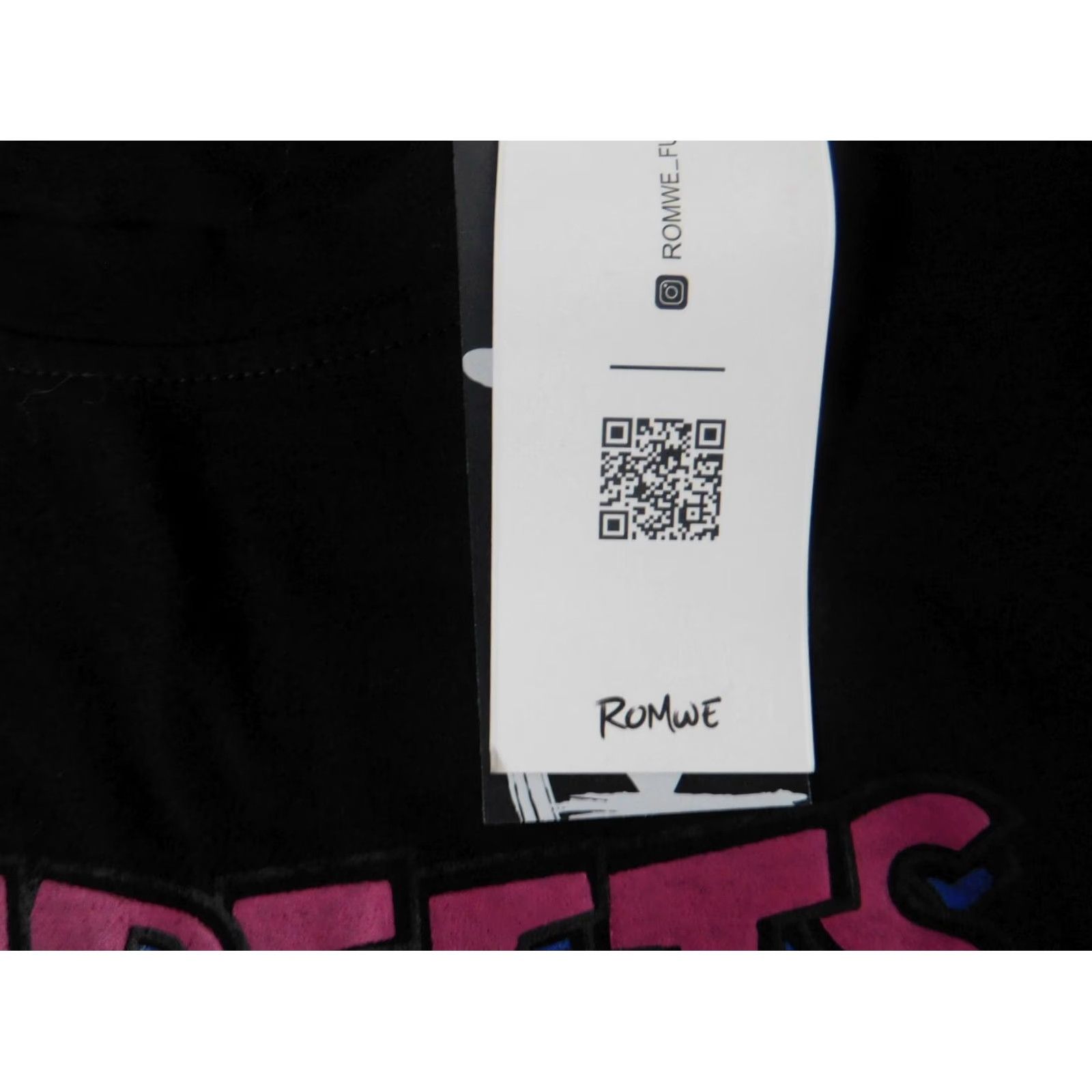 Vintage ROMWE Shirt Womens M Black London Graphic Casual Crew Neck T-Shirt Size M / US 6-8 / IT 42-44 - 5 Thumbnail