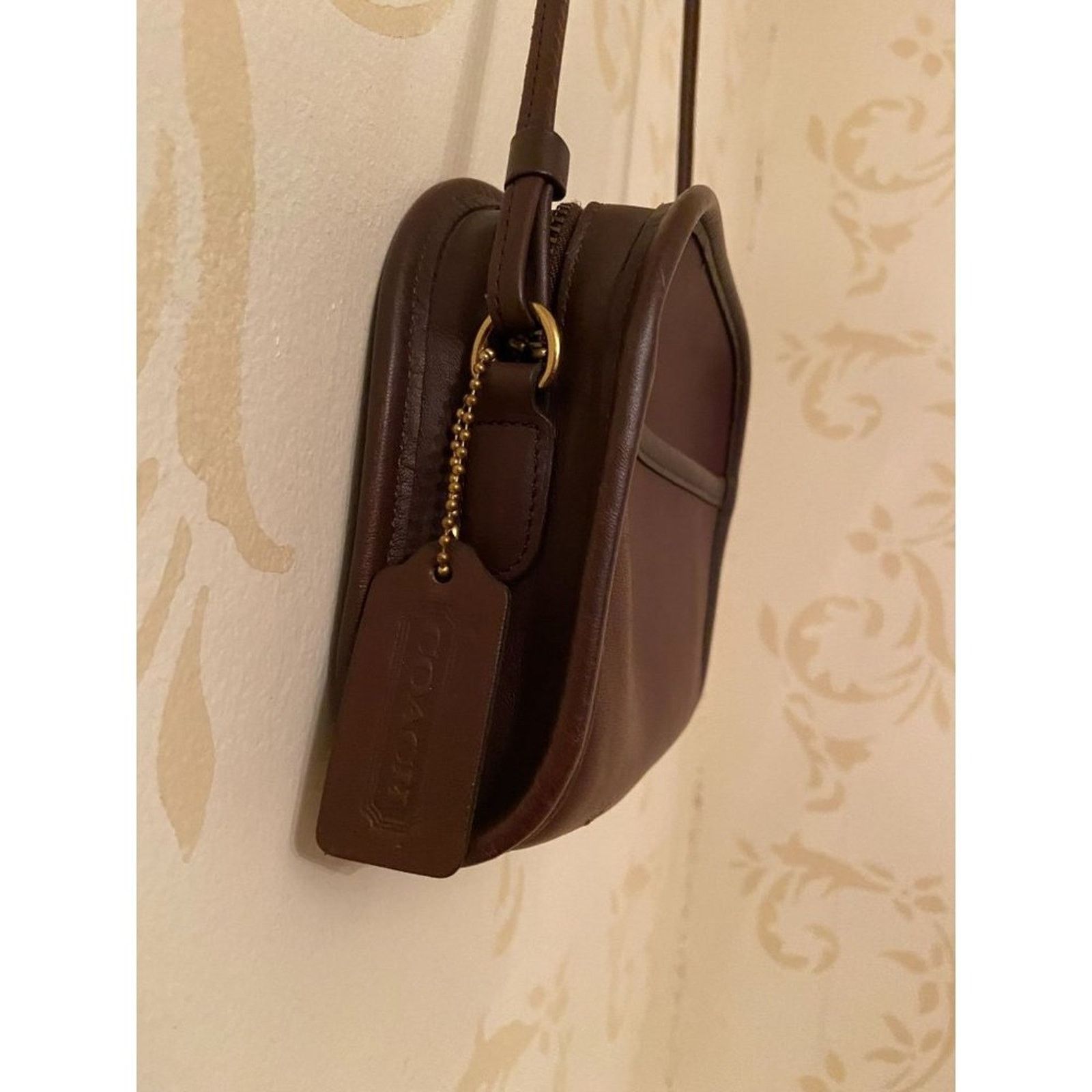Coach Coach 100% Leather Mini Vintage handbag LN Size ONE SIZE - 3 Thumbnail