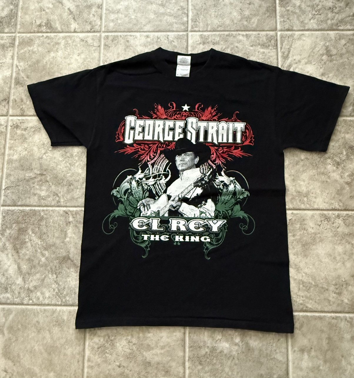 Vintage George Strait ‘The King’ T-Shirt Size US M / EU 48-50 / 2 - 1 Thumbnail