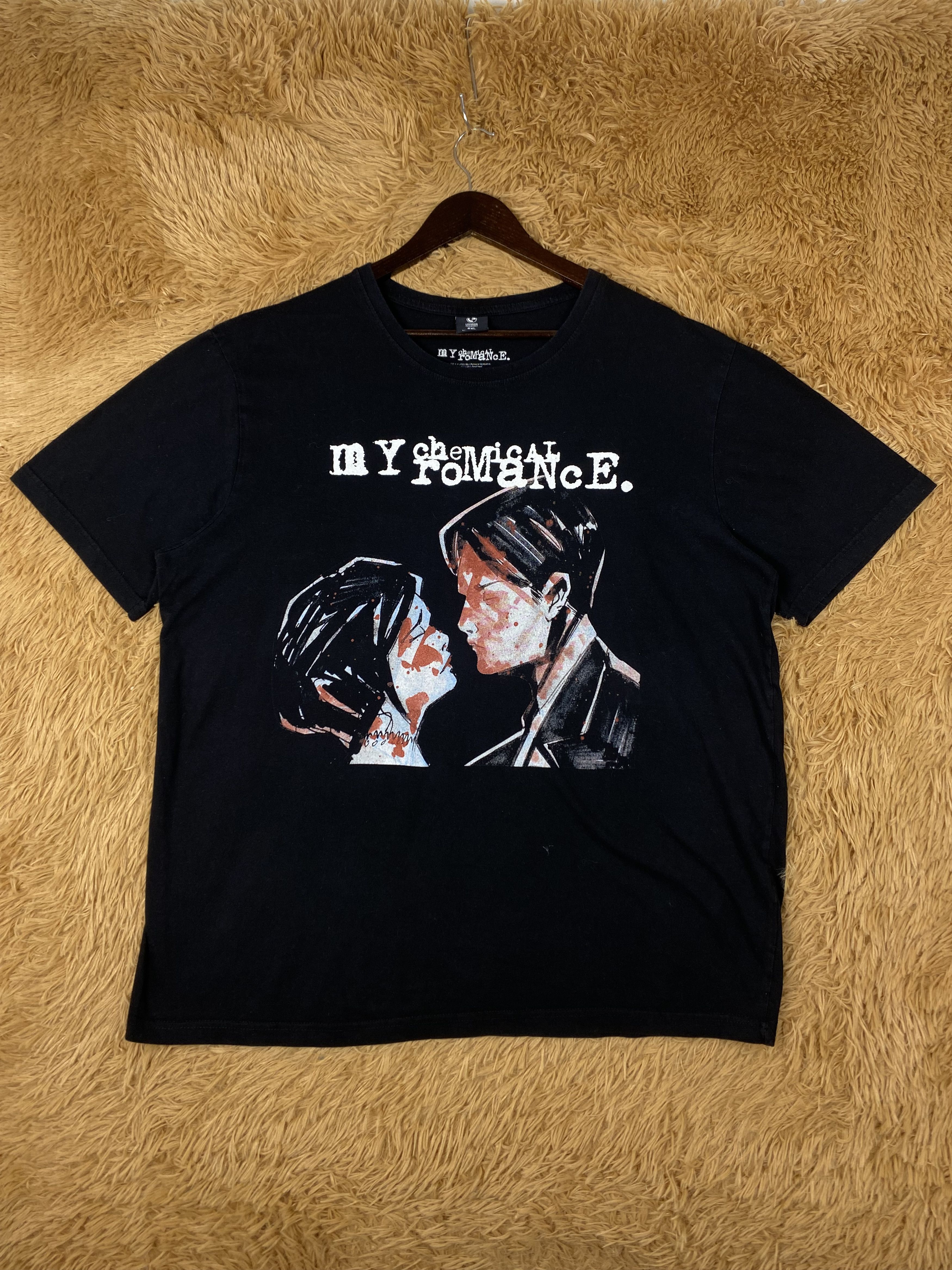 My Chemical Romance Vintage My Chemical Romance Shorts Sleeve T-Shirts PT0098 Size US XL / EU 56 / 4 - 1 Thumbnail