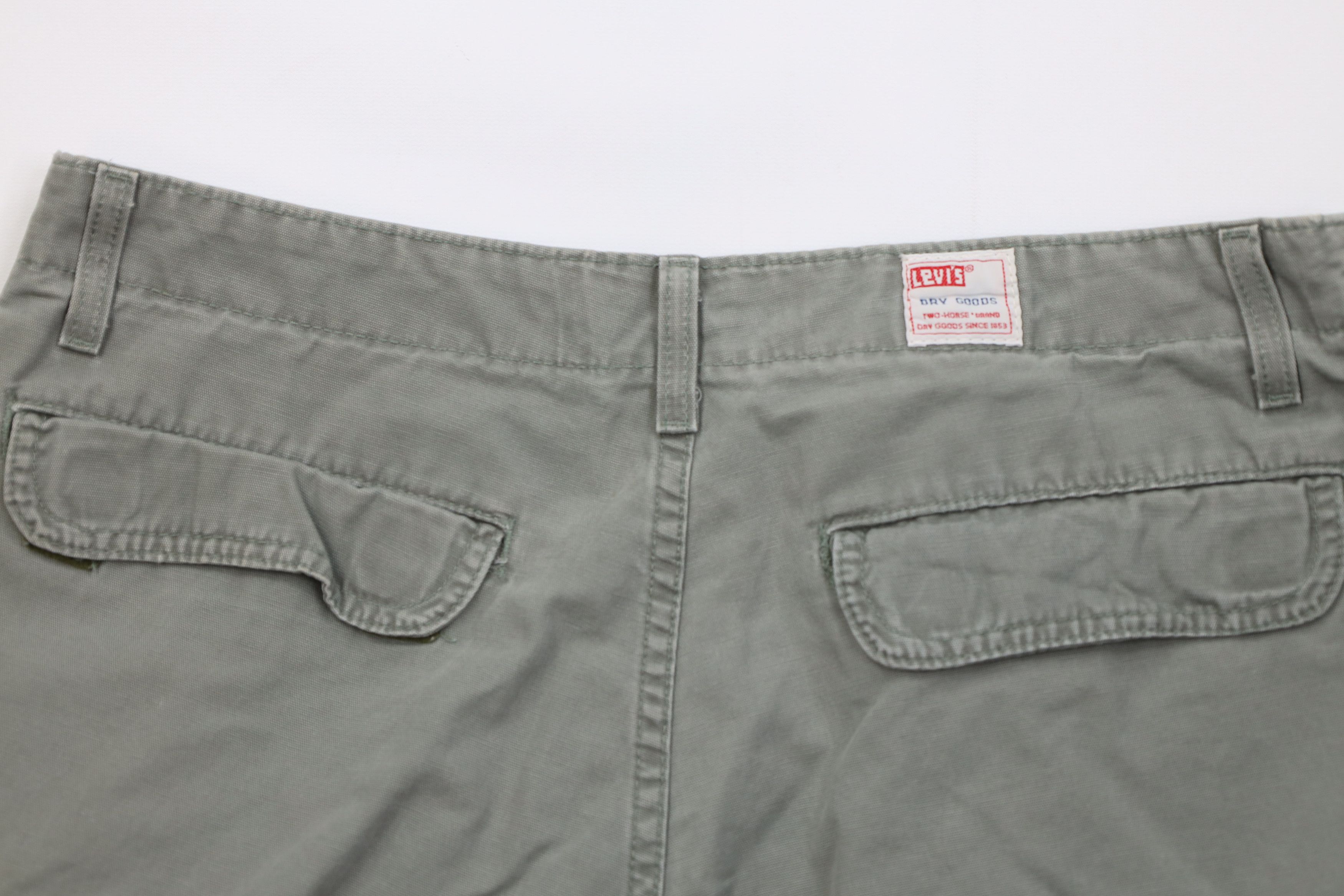 Levi's Vintage 90s Levis Heavyweight Cargo Shorts Green Cotton Size US 34 / EU 50 - 10 Thumbnail
