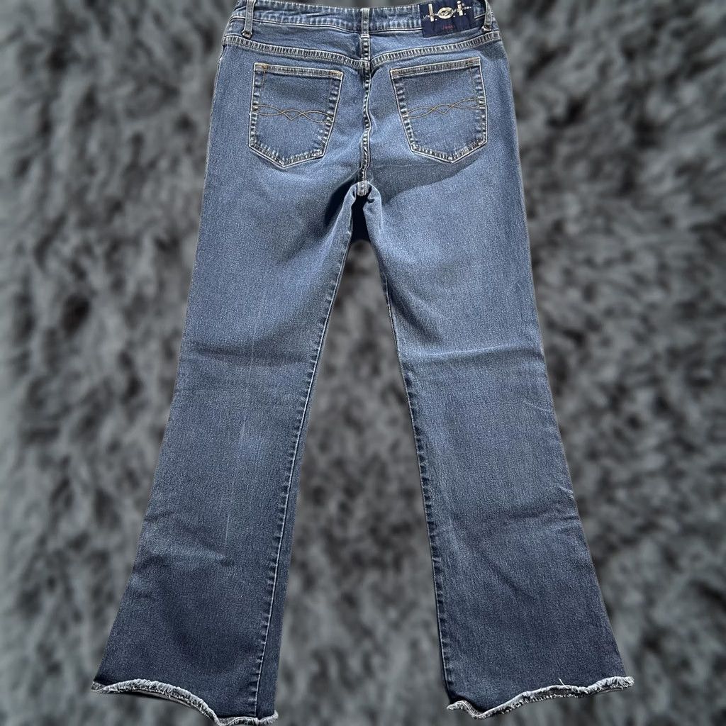 Vintage LEI Jeans Womens 13 Blue Bootcut Flare Stretch Denim High Rise Frayed Hem Pants Size 34" / US 12 / IT 48 - 1 Thumbnail