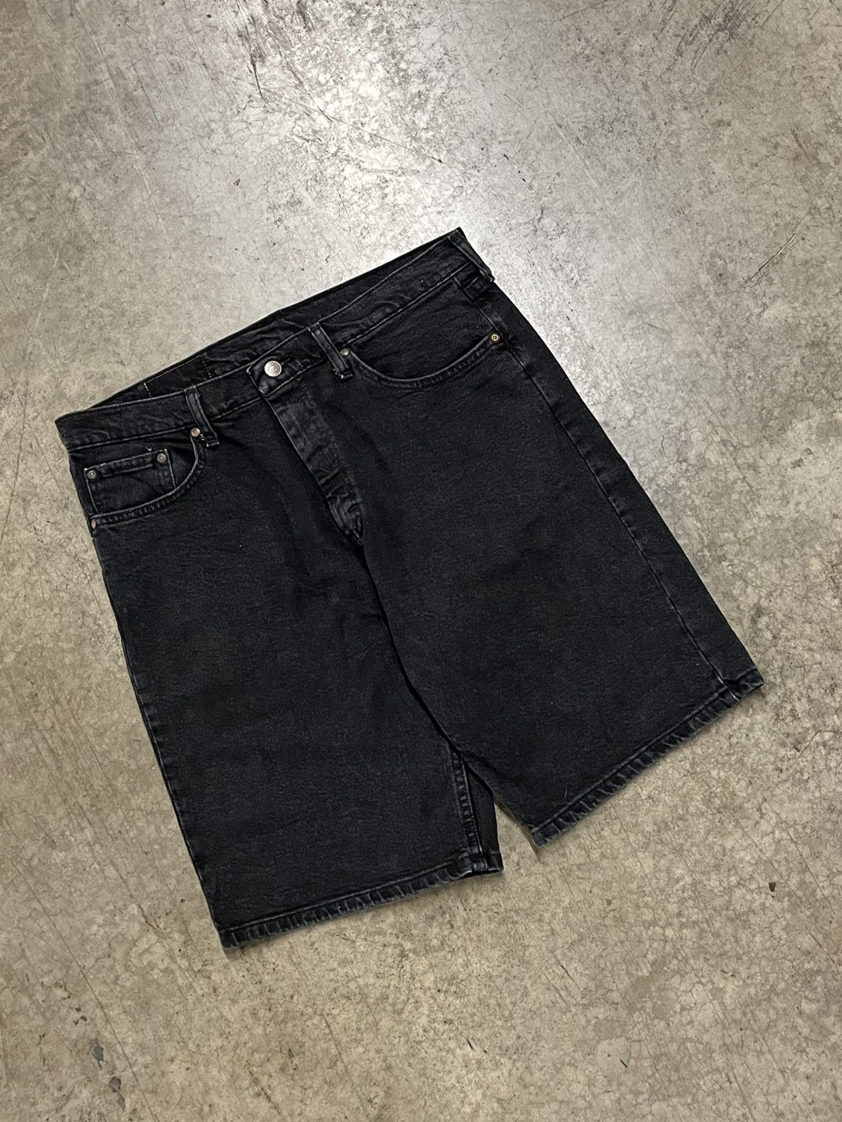 Vintage Y2K jorts baggy fit black skater streetwear hype rare Size US 34 / EU 50 - 5 Thumbnail