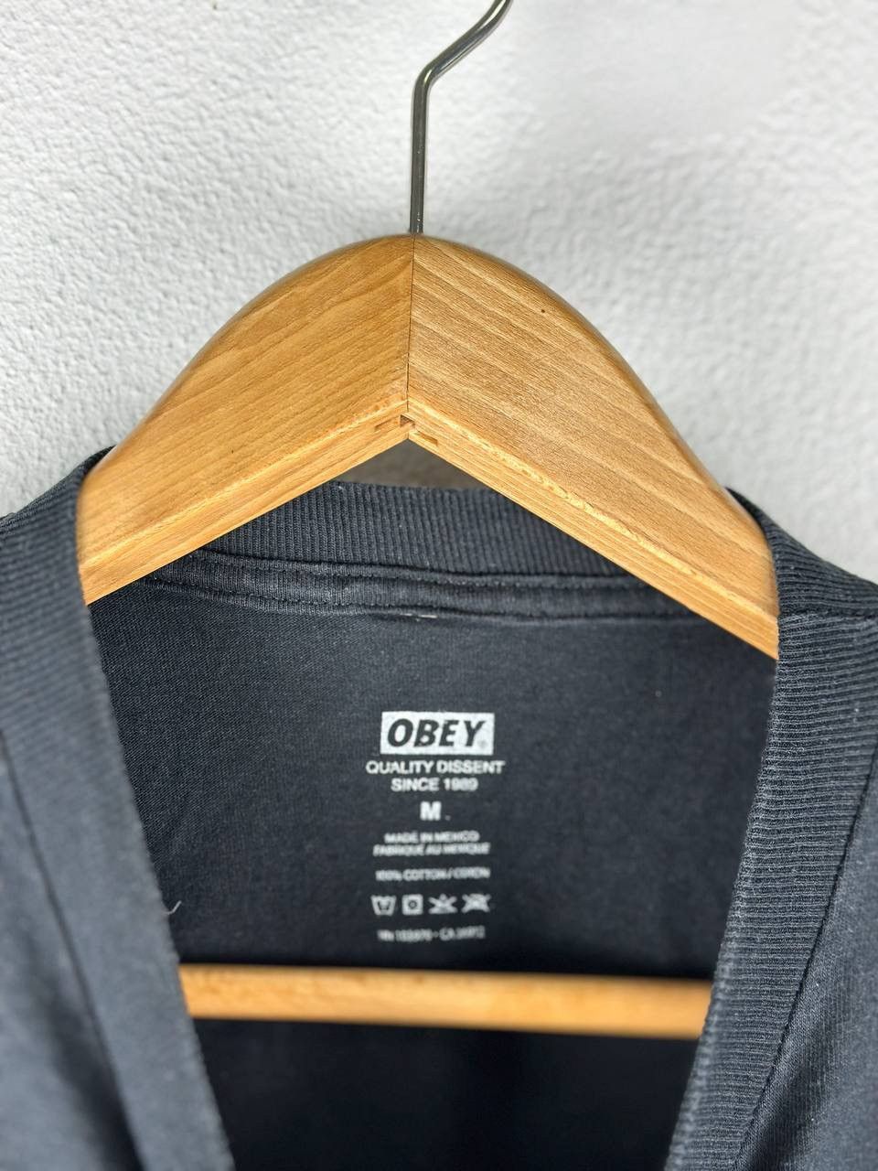 Obey T-shirt Obey size M Size US M / EU 48-50 / 2 - 5 Thumbnail