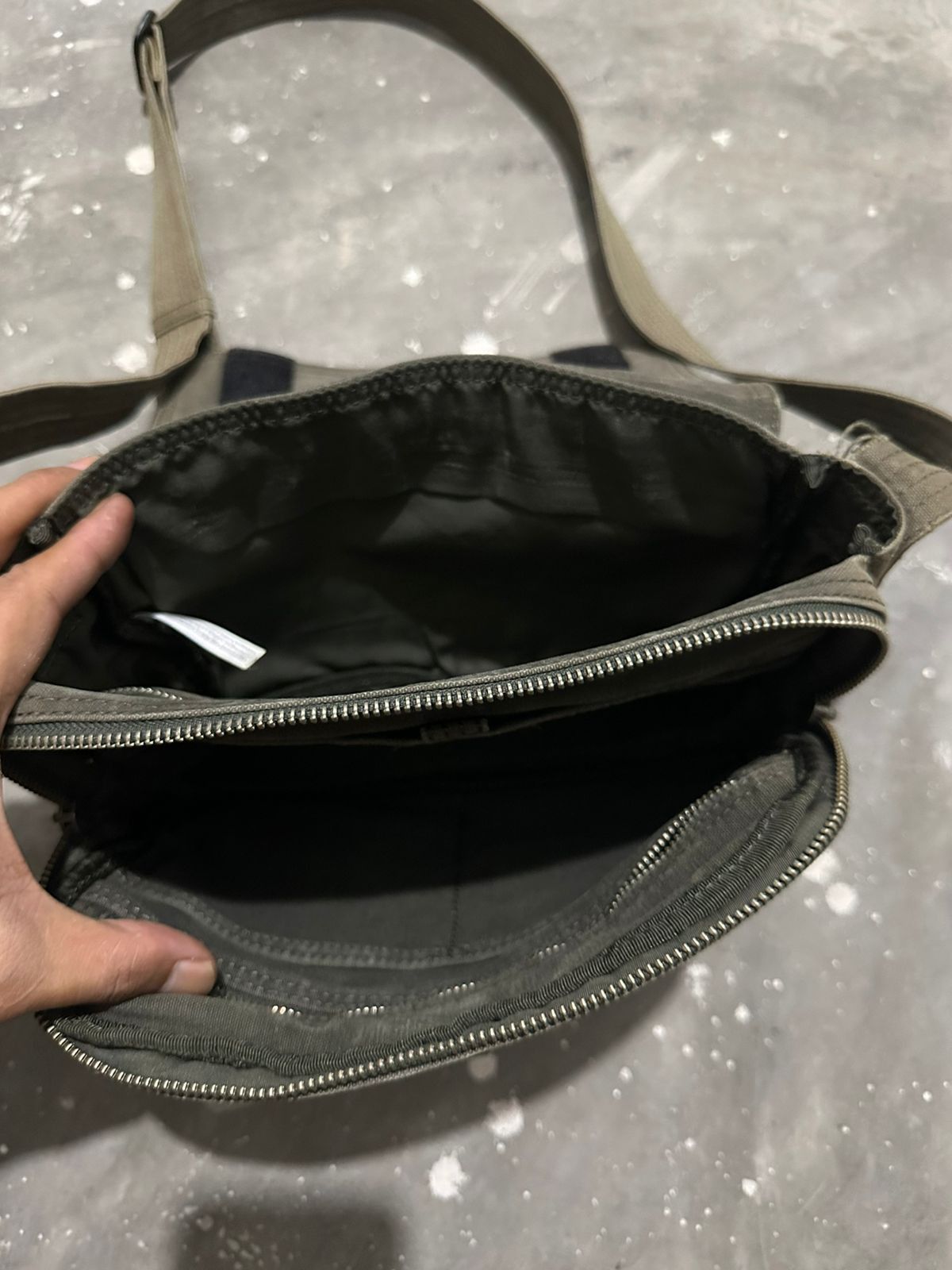 Porter Porter Japan Natural Faded Olive Canvas Crossbody/ Sling bag Size ONE SIZE - 8 Thumbnail