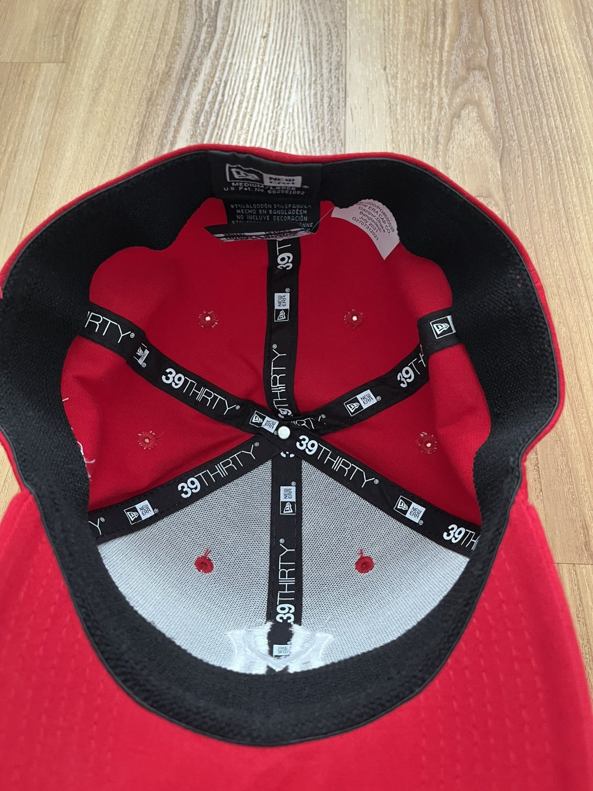 New Era Mannahatta NYC Baseball Cap New Era Size M/L Red Size ONE SIZE - 4 Thumbnail