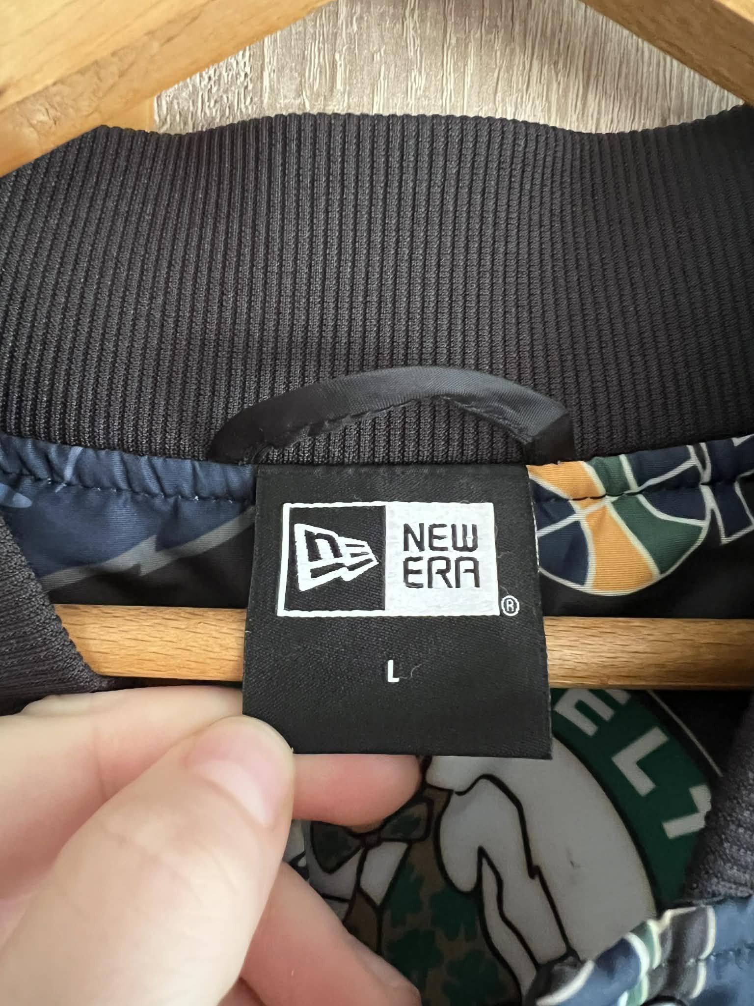 NBA NBA New Era Bomber jacket Y2k 🔥💥 Size US L / EU 52-54 / 3 - 3 Thumbnail