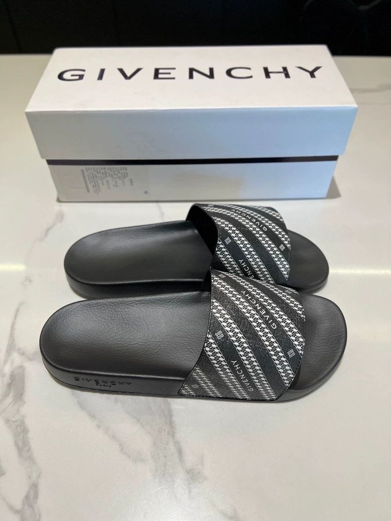 Givenchy Givenchy Men's slippers with letter logo, sizes 40, 41, 43 Size US 8 / EU 41 - 2 Thumbnail