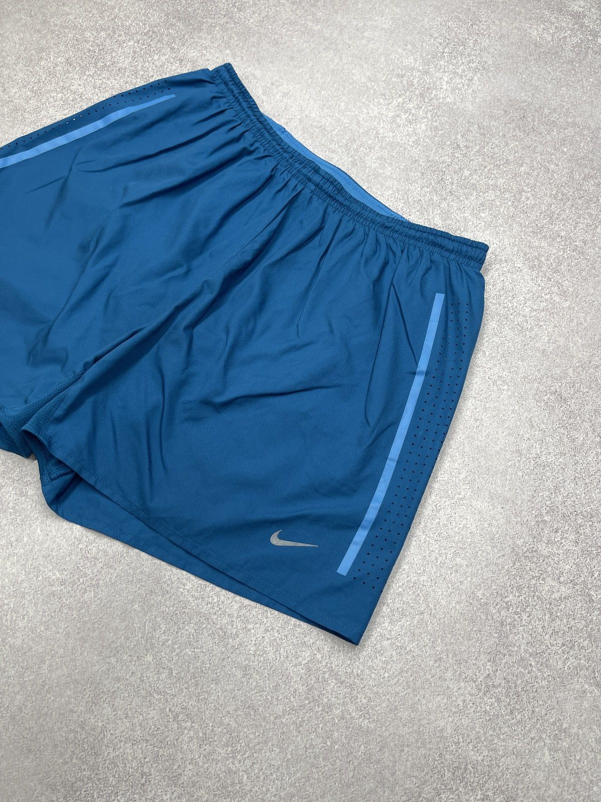 Nike Mens Nike Running Dri Fit Shorts Blue Size M Drill Size US 32 / EU 48 - 4 Thumbnail