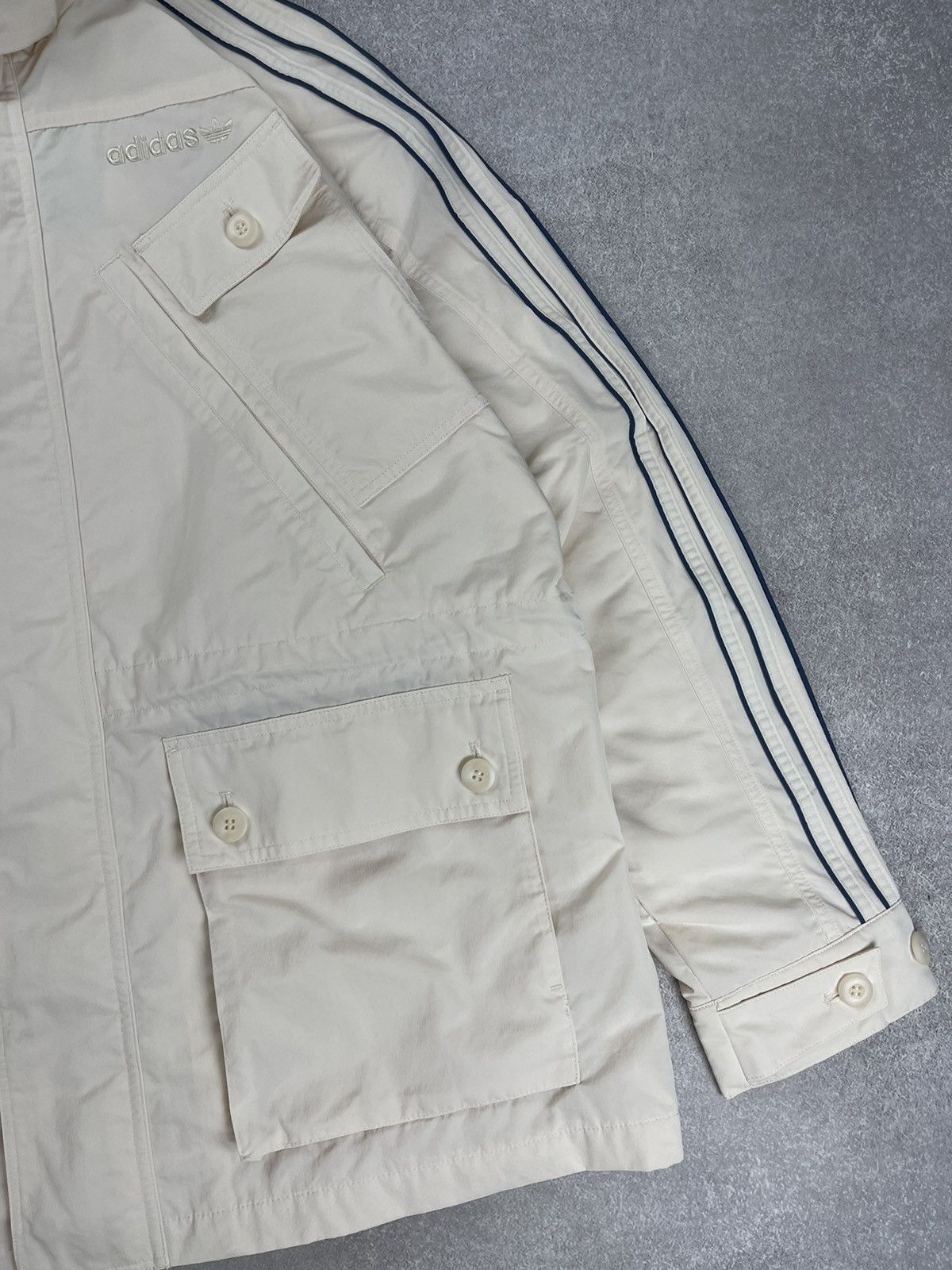 Adidas Adidas Windbreaker Jacket White Men’s Size M Size US M / EU 48-50 / 2 - 3 Thumbnail