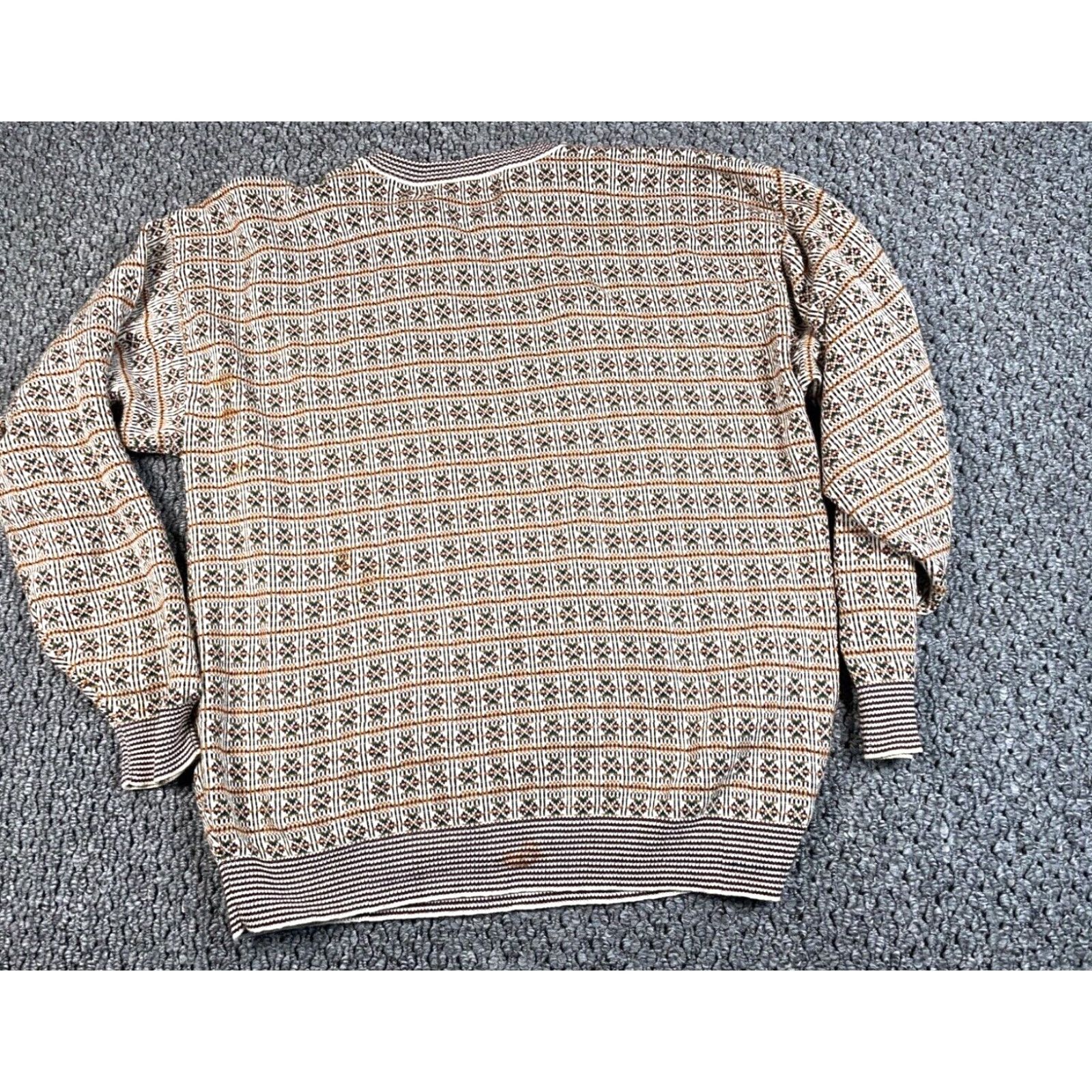 Vintage VINTAGE Geneco Geometric Pattern Sweater Adult Large Brown Chunky-Knit 90s Mens Size US L / EU 52-54 / 3 - 2 Thumbnail