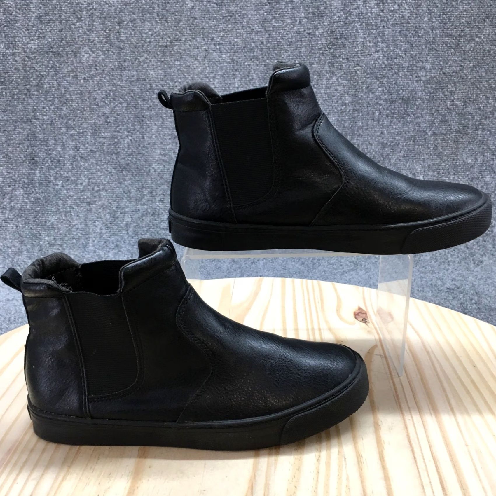 Old Navy Old Navy Boots Chelsea Womens 6 Black Faux Leather Comfort Pull On Flat Heel 6 Black Women's Chelsea Boots Size M / US 6-8 / IT 42-44 - 2 Thumbnail