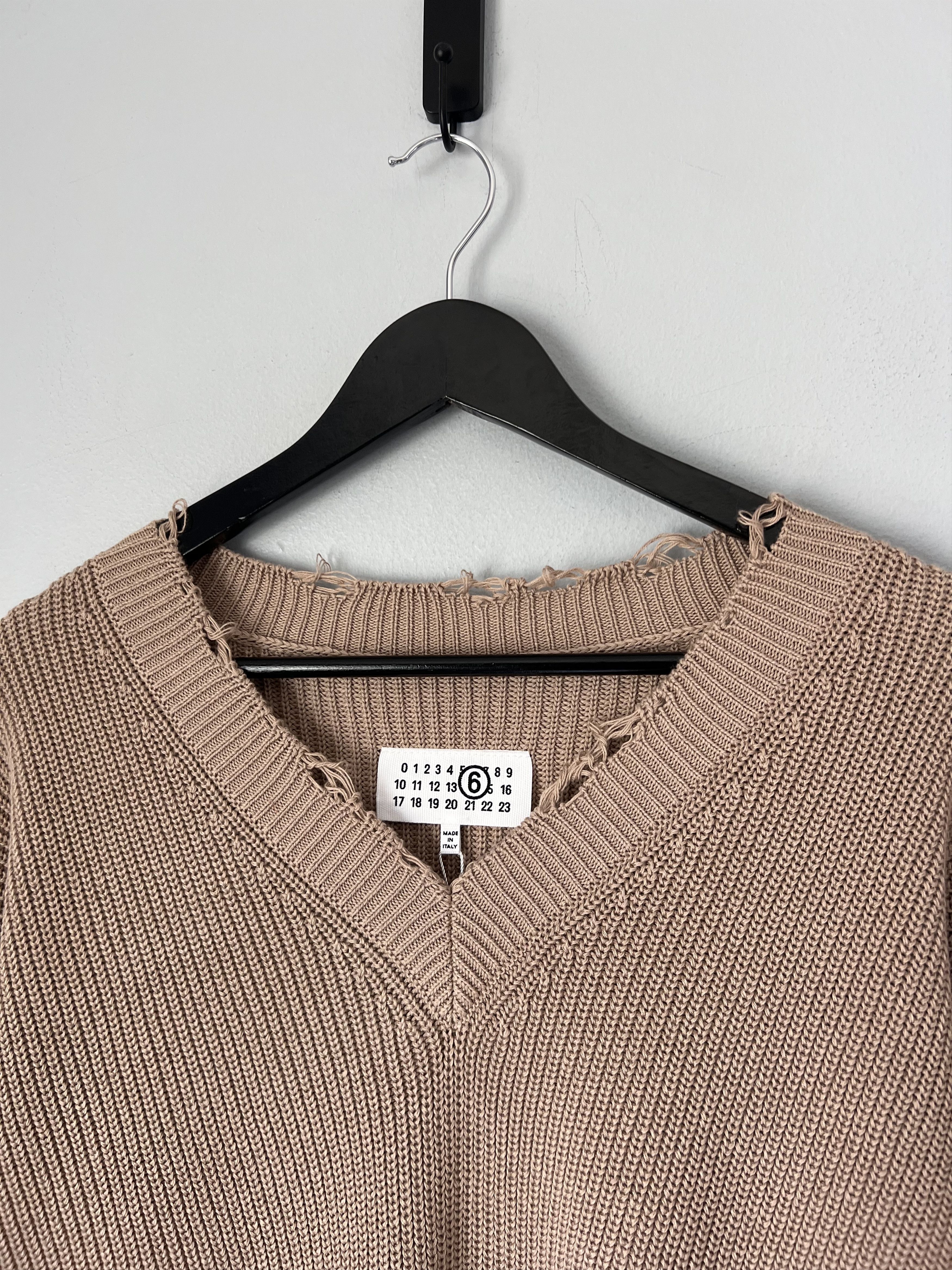 Maison Margiela MM6 Maison Margiela Distressed Knit V-Neck Sweater in Camel Size US L / EU 52-54 / 3 - 2 Thumbnail