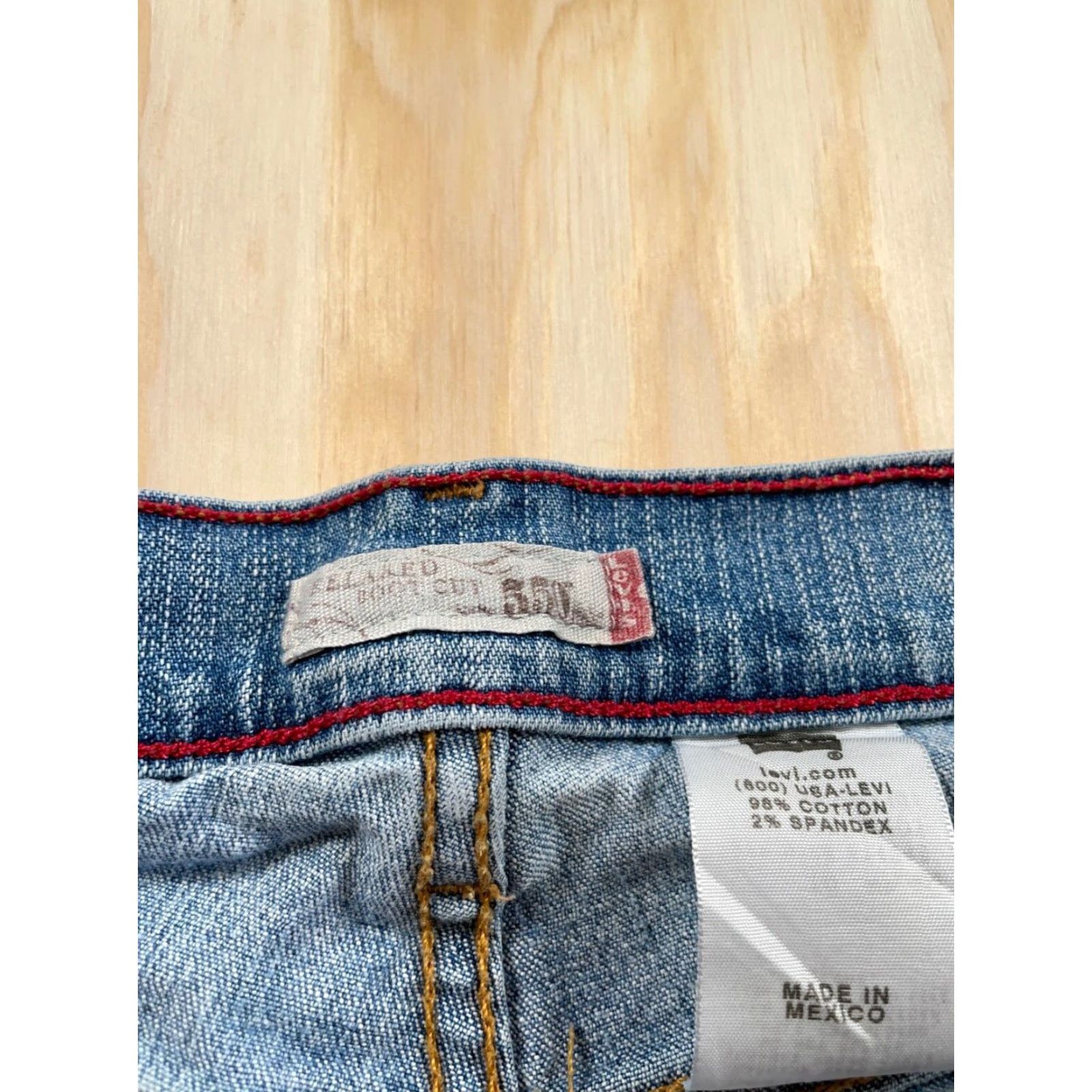 Levi's VINTAGE Levi's 550 Jeans Bootcut Women 16L (35 x 31.5) Blue Denim Regular Rise Mid Relaxed 5-Pocket Size 38" / US 16 / IT 52 - 4 Thumbnail