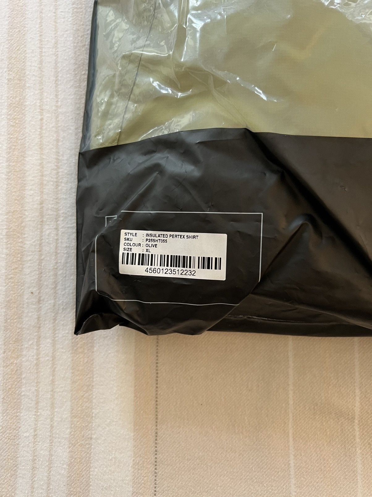 Palace PALACE INSULATED PERTEX OVERSHIRT OLIVE NYLON MEN’S SIZE XL Size US XL / EU 56 / 4 - 6 Thumbnail