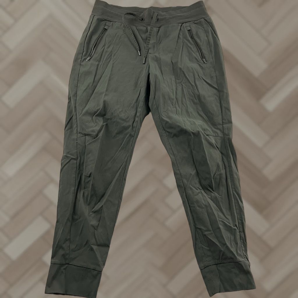 Athleta Athleta Trekkie North Jogger Women's 10 Green Pants Jogger Womens 10 Green Athletic Activewear Size 32" / US 10 / IT 46 - 1 Thumbnail