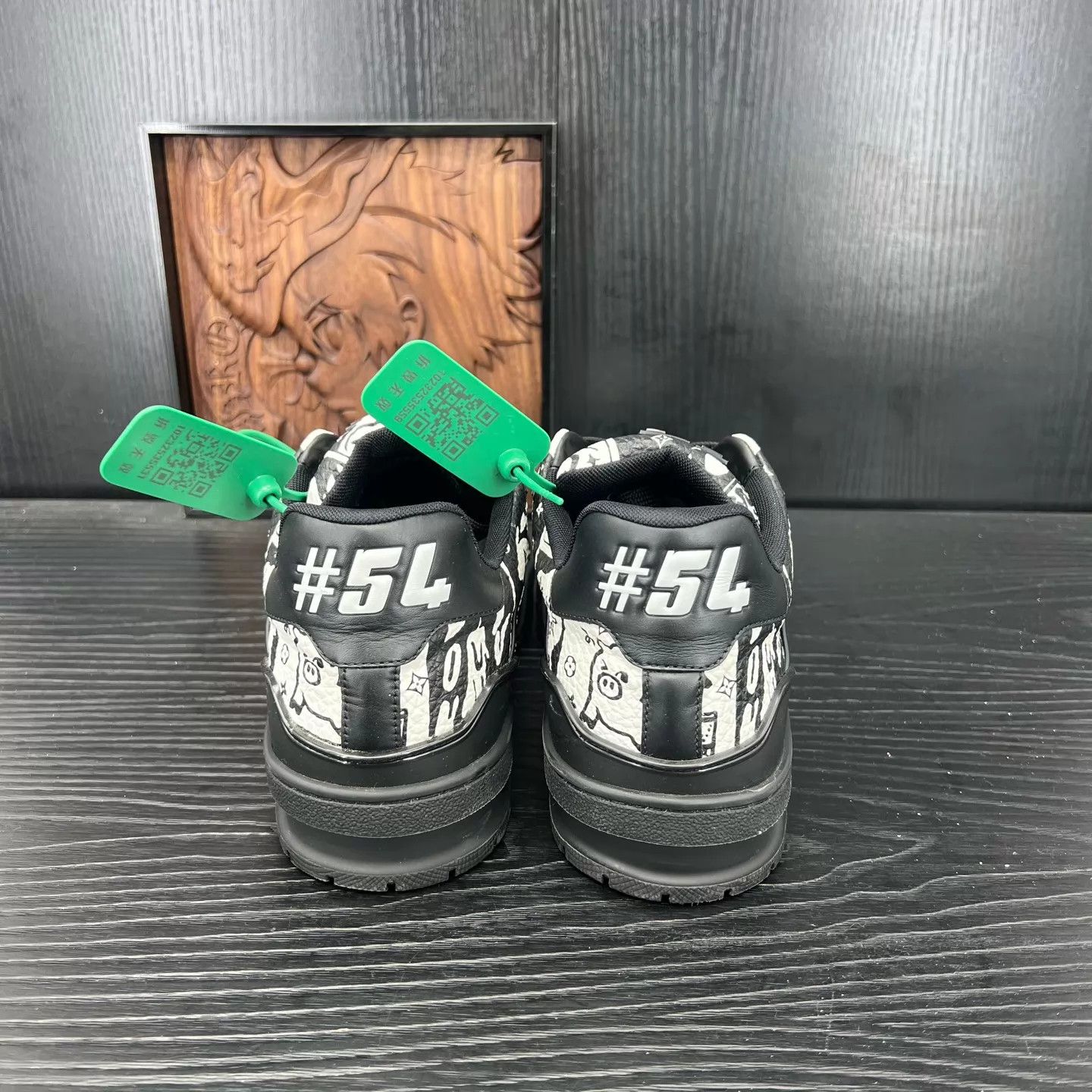 Louis Vuitton LV Trainer Black White Graffiti US7 EU41 Near New Size US 8 / EU 41 - 6 Thumbnail