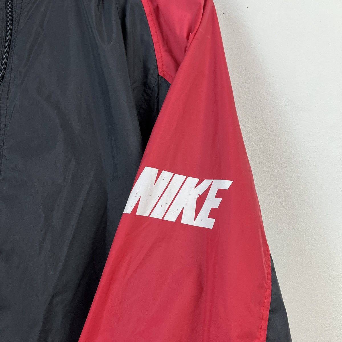 Nike Vintage Jacket Nike 90s Windbreaker Runnig Red Gorpcore Size US XL / EU 56 / 4 - 7 Thumbnail