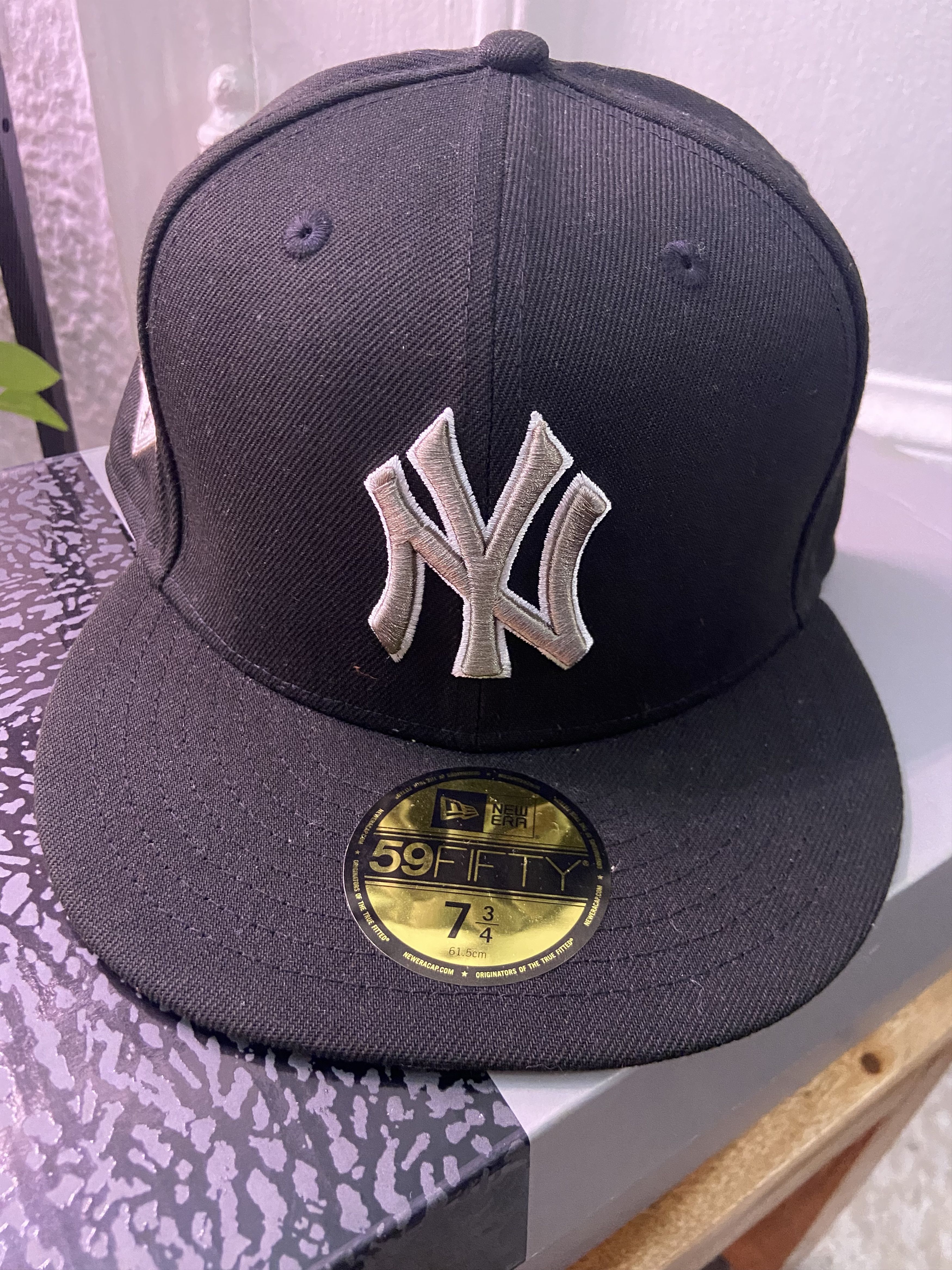 New York Yankees 59FIFTY HATS Size 30 - 4 Thumbnail