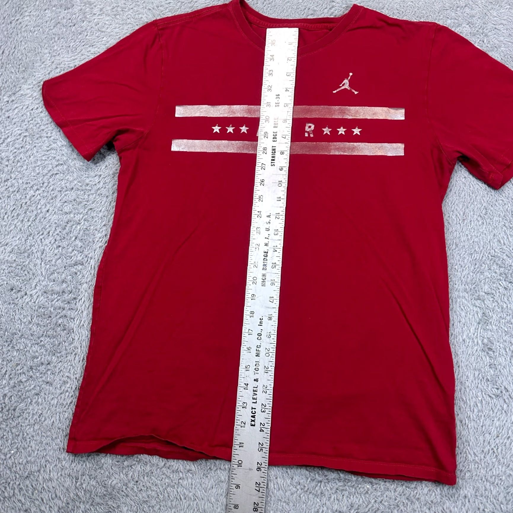 Jordan Brand Air Jordan T-Shirt Mens L Red Sliver Decals Basketball NBA 1985 Size US L / EU 52-54 / 3 - 6 Thumbnail