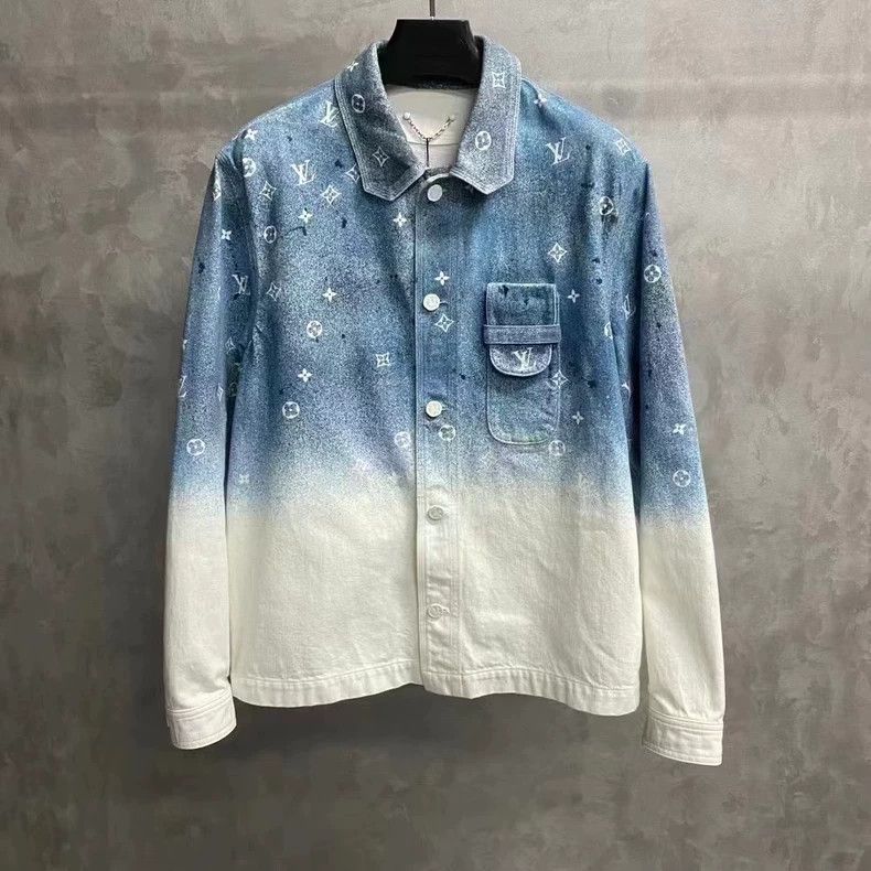 Louis Vuitton Louis Vuitton Blue starry sky gradient presbyopic full logo Size US M / EU 48-50 / 2 - 1 Thumbnail
