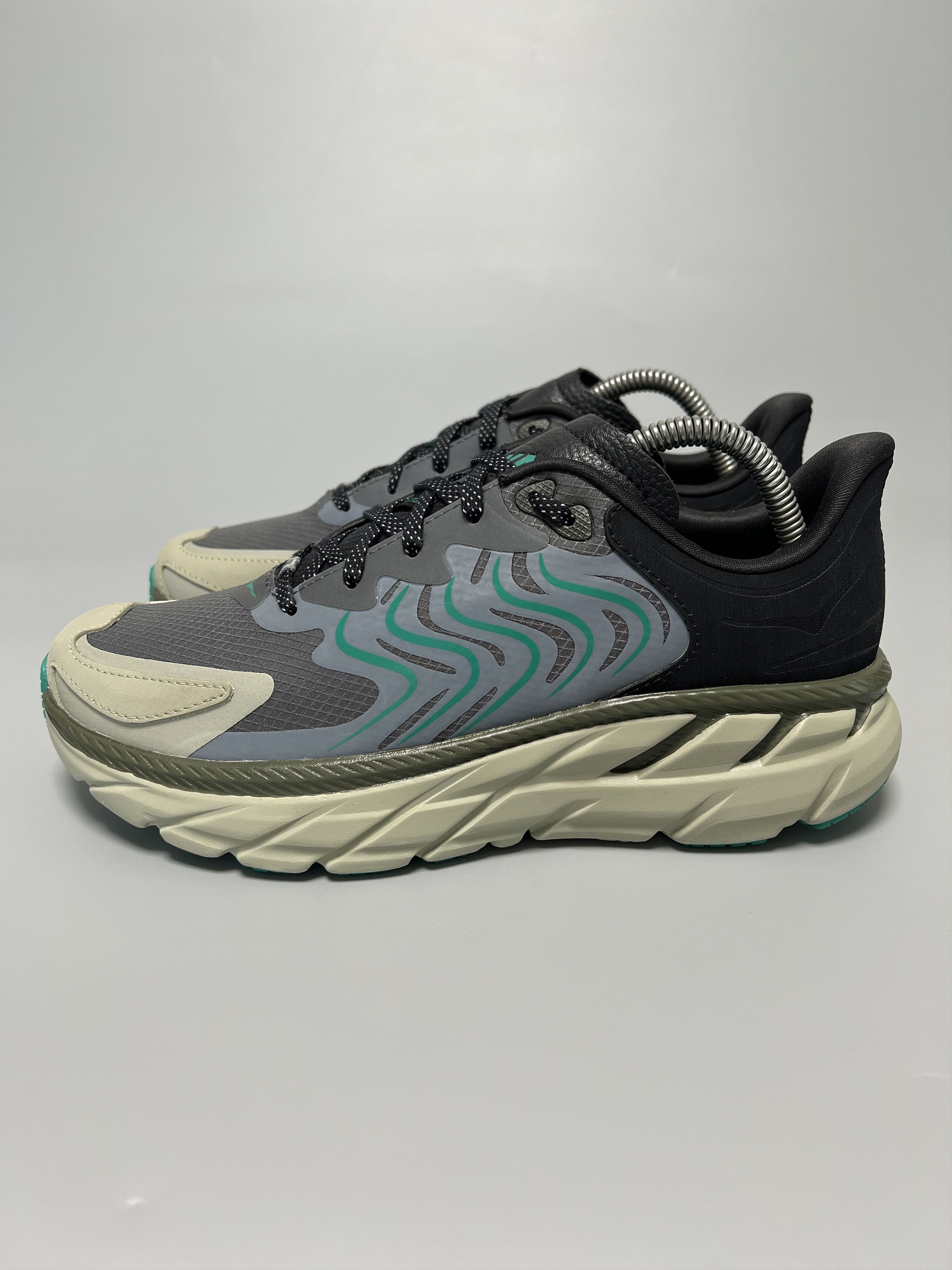 Hoka Hoka One One U Clifton LS 'Stealth Tech Pack' Running Shoes Size US 7 / EU 40 - 2 Thumbnail