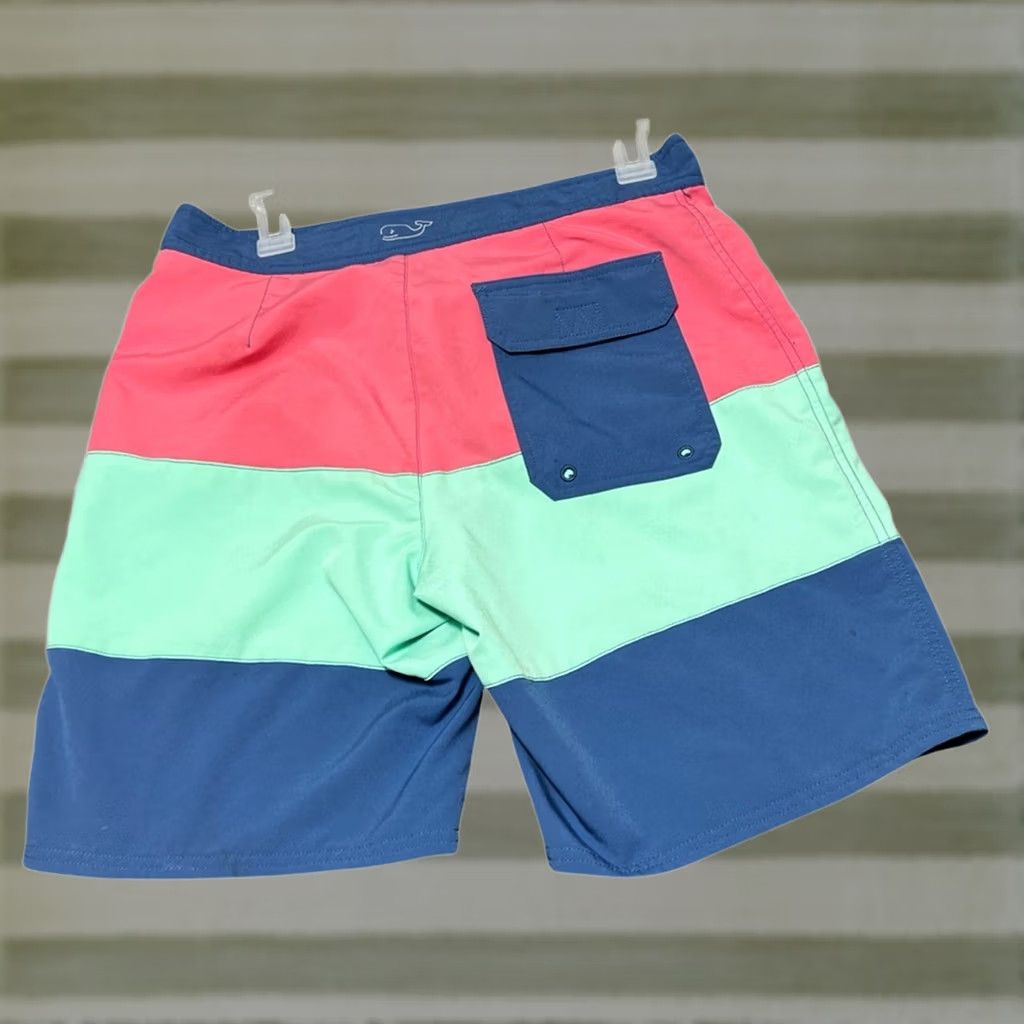 Vineyard Vines Vineyard Vines Pieced Stretch Board Shorts Mens 30 Swim Trunks 9 Inseam Pink Bottom Regular 30 Womens? Size US 30 / EU 46 - 1 Thumbnail