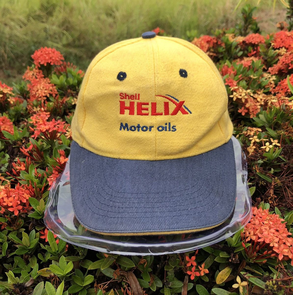 Vintage RARE🔥 Shell Helix Motor Oil Racing Size ONE SIZE - 1 Thumbnail