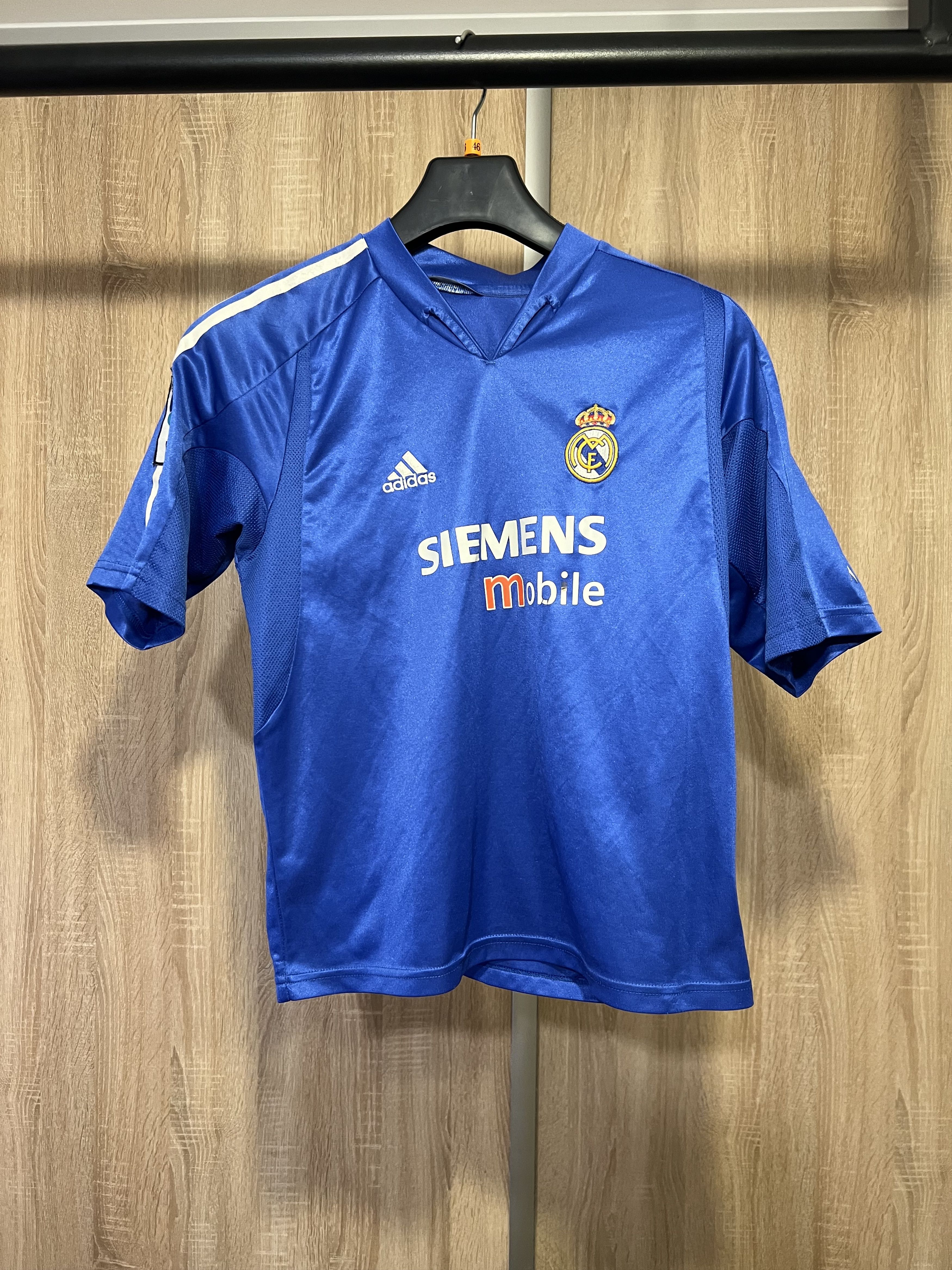 Adidas Adidas Real Madrid 2004/2005 Third Jersey T-Shirt Size US XXS / EU 40 - 1 Thumbnail