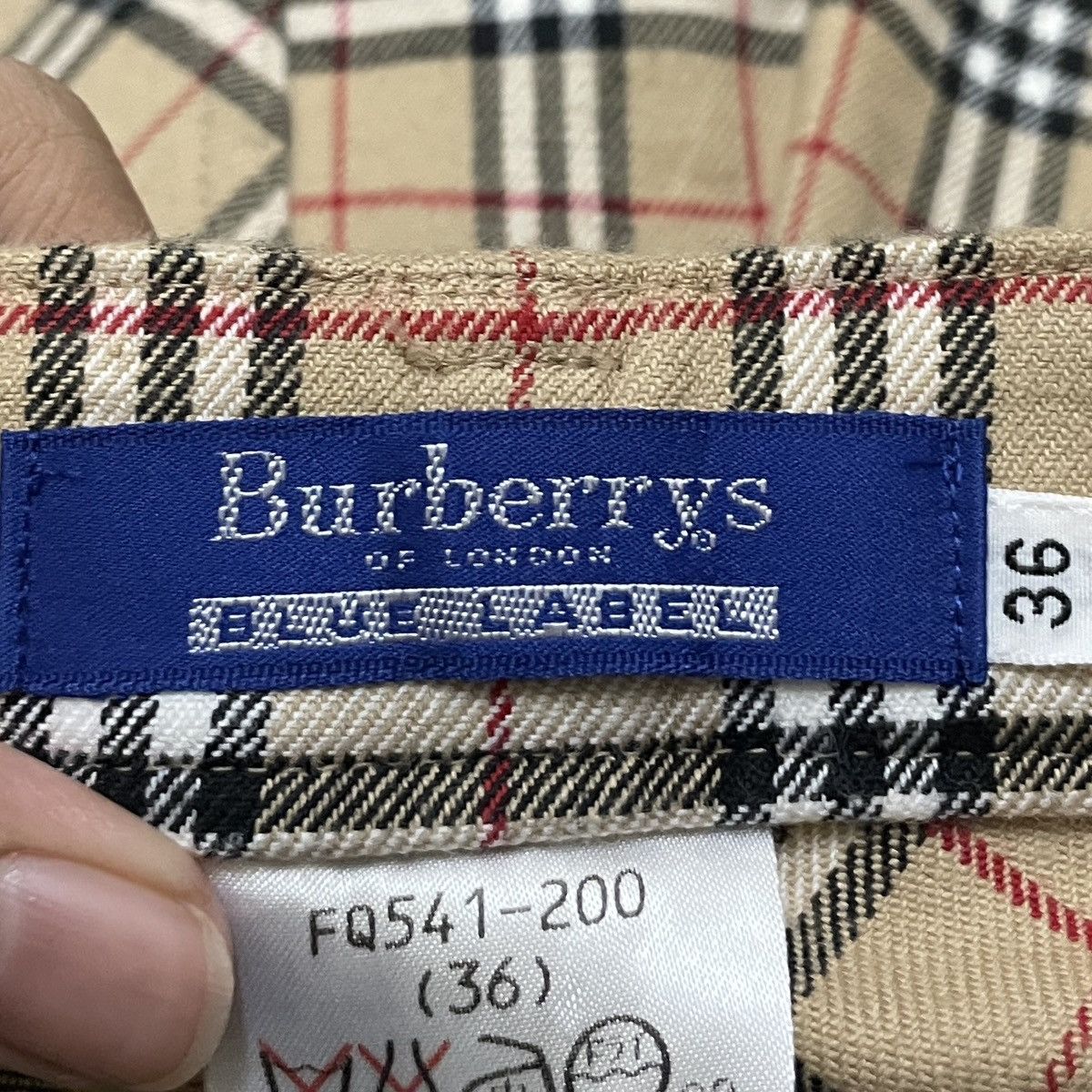 Burberry × Vintage Very Rare Vintage Brand Burberrys Checkered Pants 1990s Size US 26 / EU 42 - 9 Thumbnail