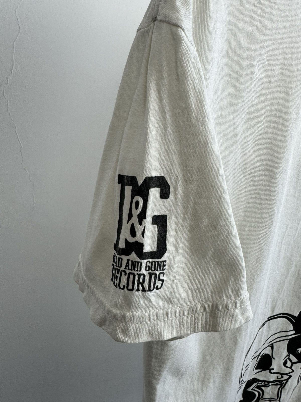 Vintage Vintage Dead and Gone Records Graffiti Tee Shirt Size US M / EU 48-50 / 2 - 2 Thumbnail