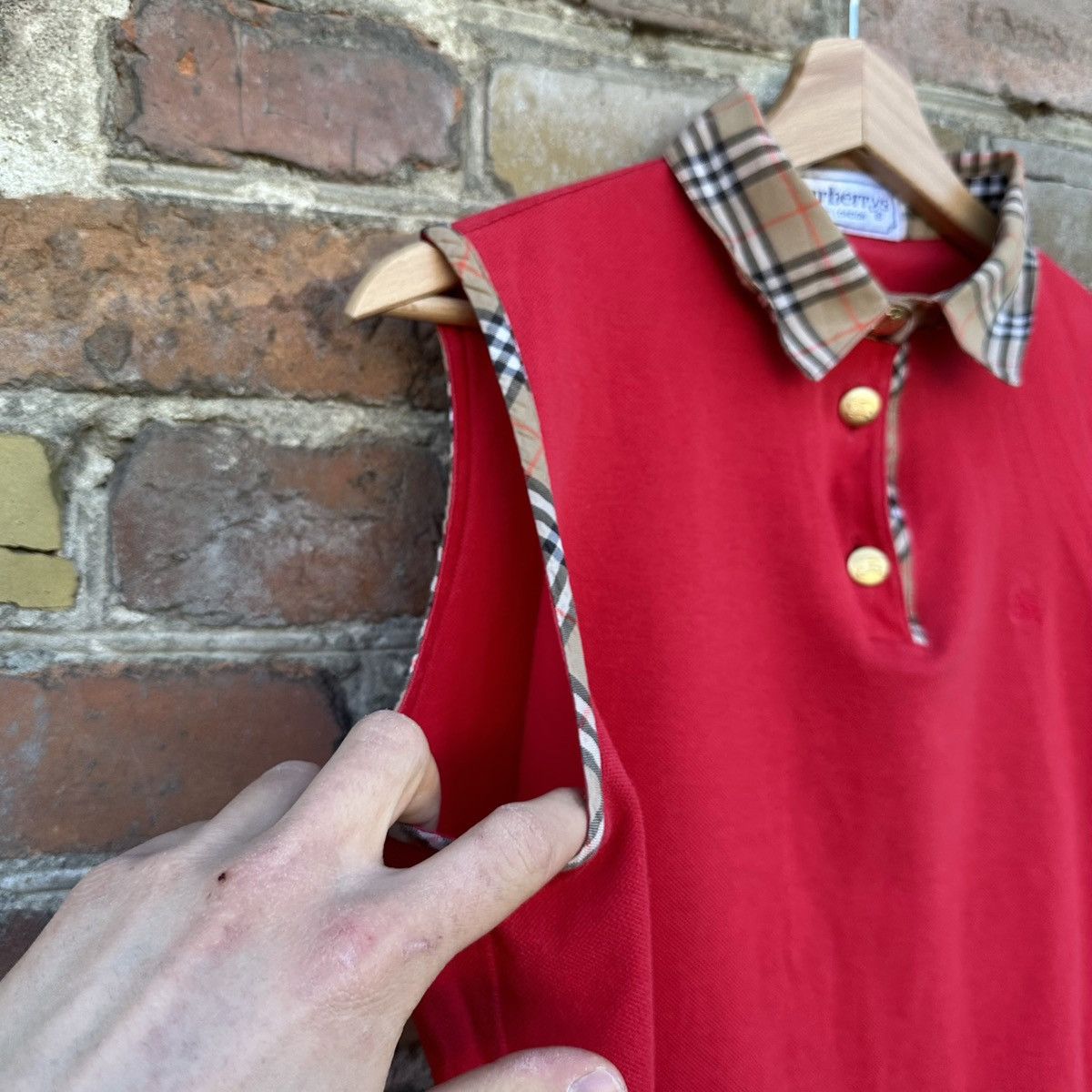 Burberry Burberrys Burberry Vintage Polo Red Shirt Tank Top L Wmns Size L / US 10 / IT 46 - 6 Thumbnail