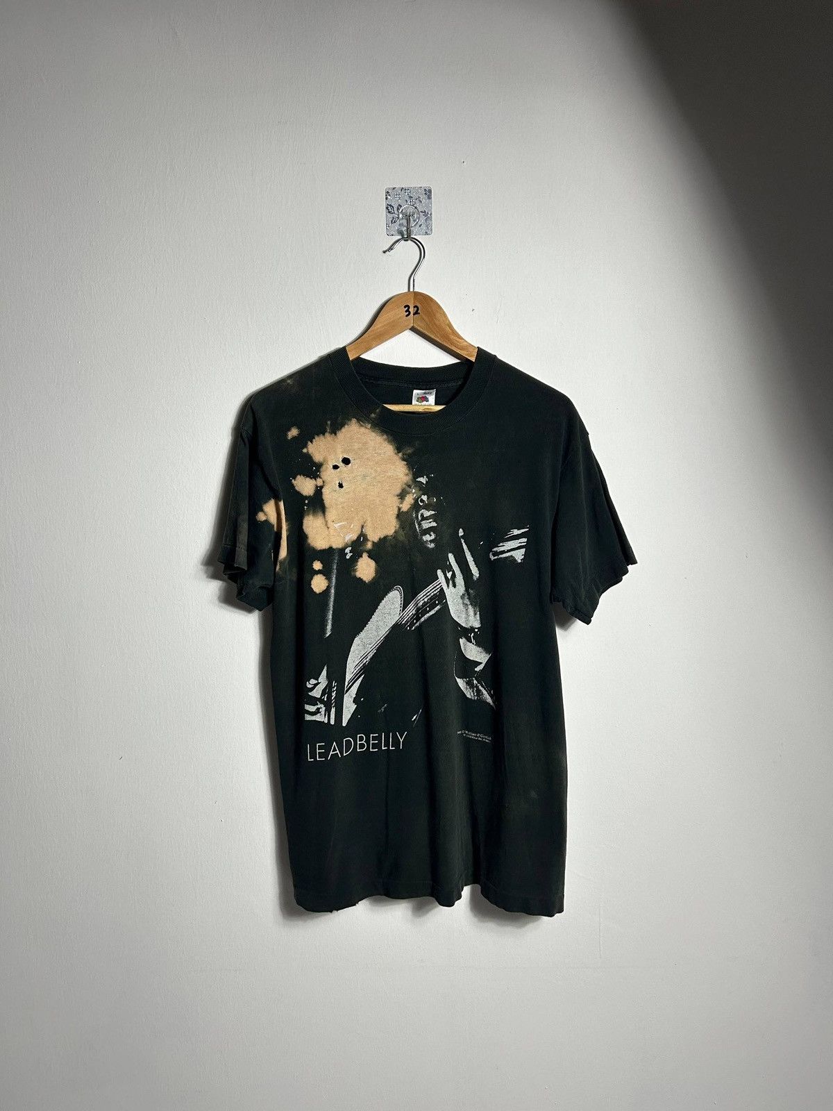 Band Tees Vintage Distressed 90s Leadbelly Jazz Tee Size US L / EU 52-54 / 3 - 1 Thumbnail